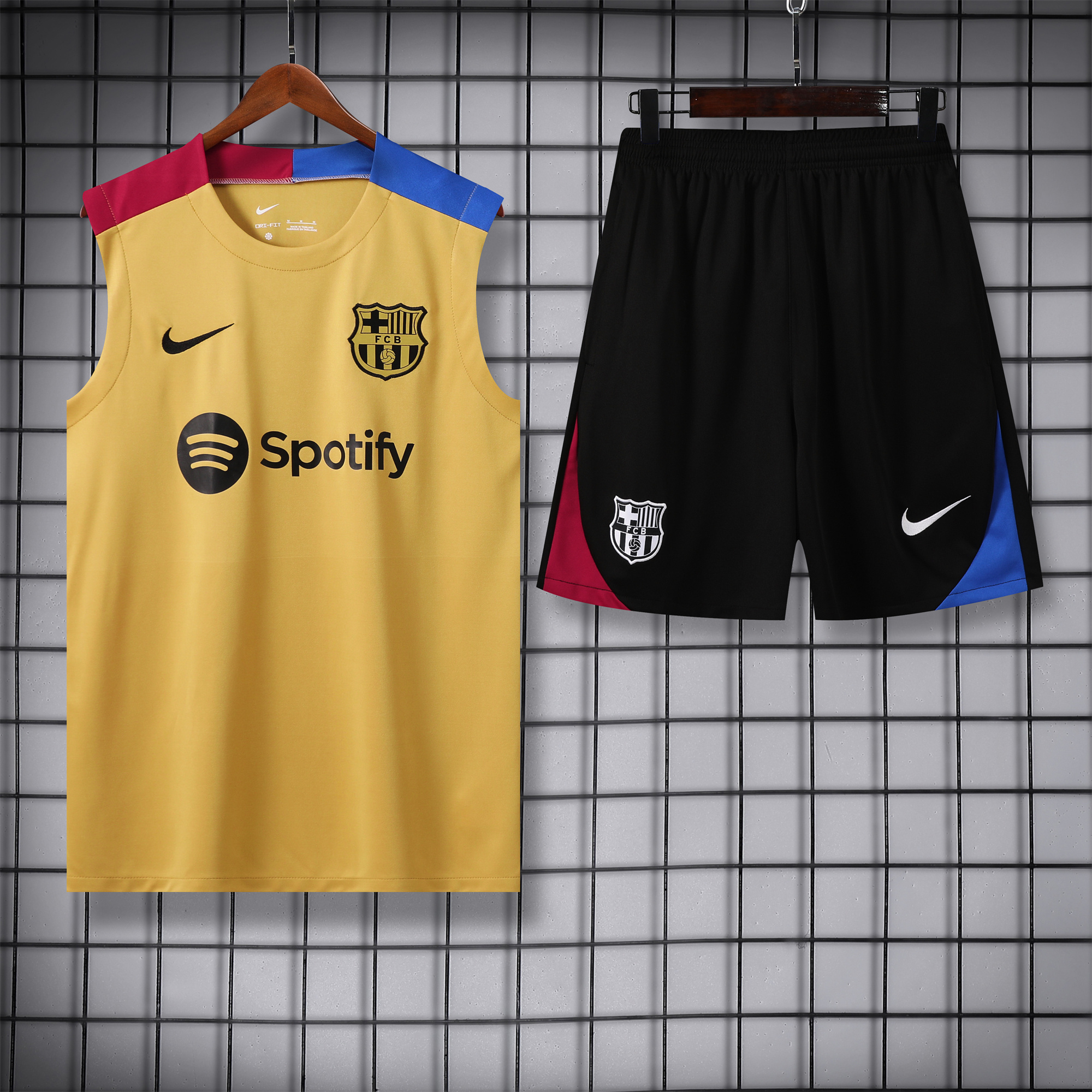 B.A.R.S.A 24-25 Training Vest Suit - Gold - UnitedFutballJersey