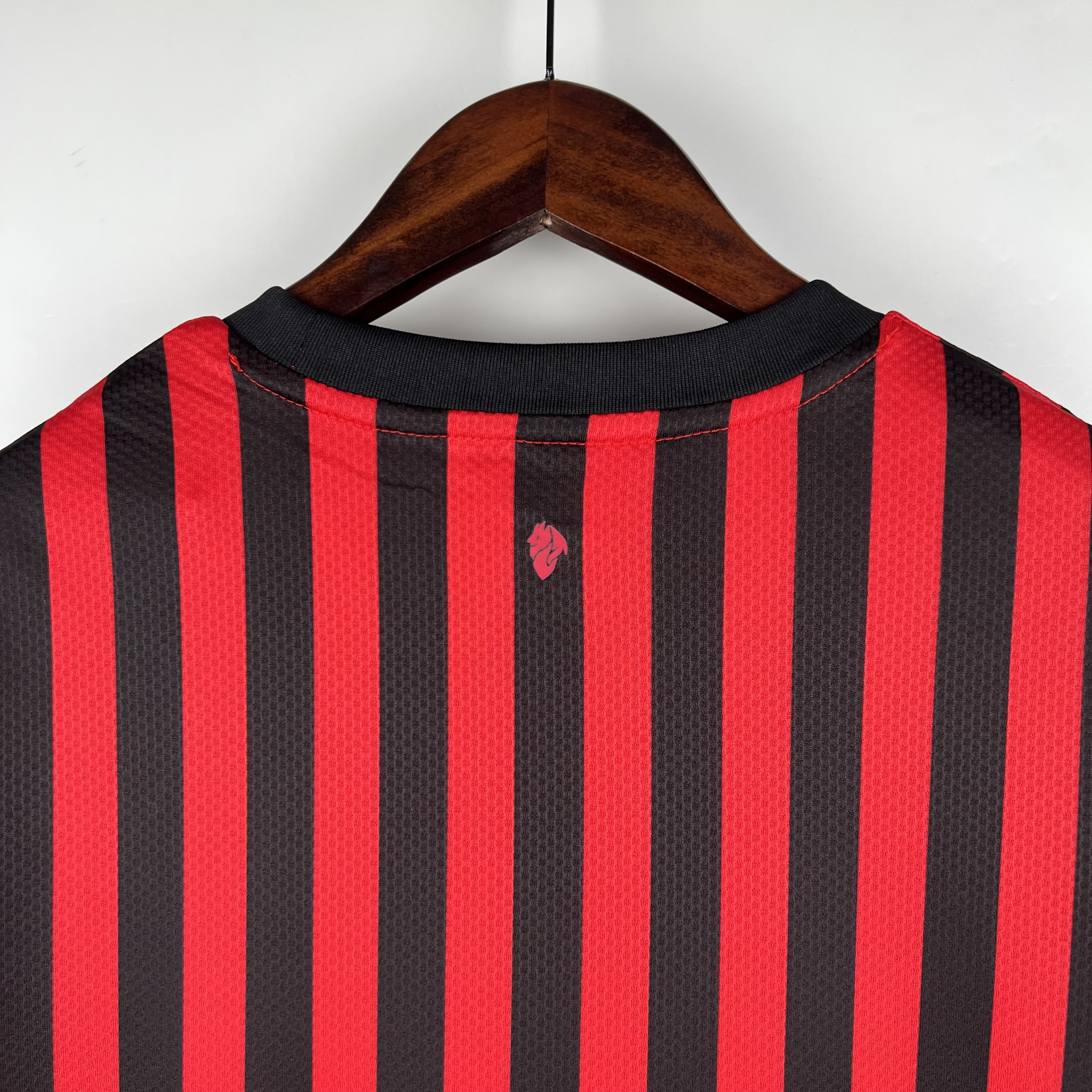 Retro AC Milan 2019-20 Home Stadium Jersey - UnitedFutballJersey