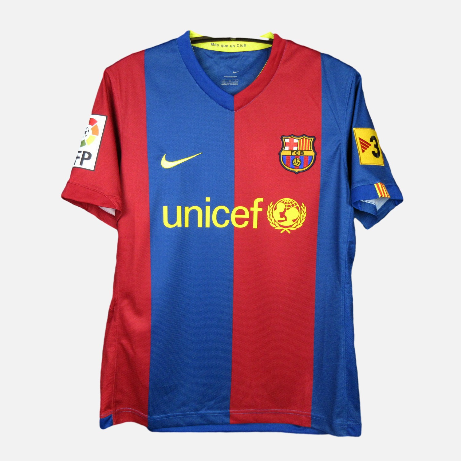 B.A.R.S.A Retro 06-07 Home Stadium Jersey - UnitedFutballJersey