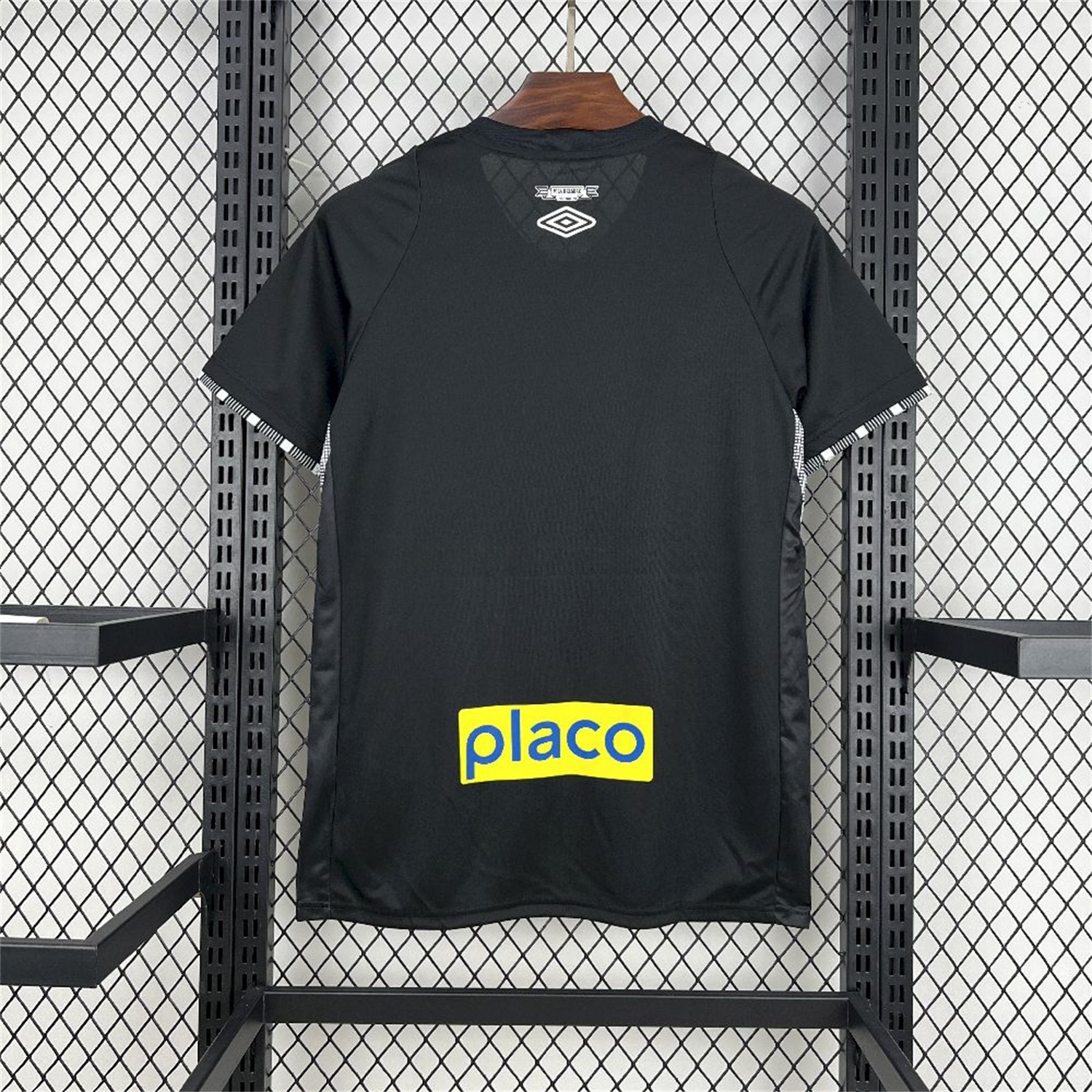 Santos 25-26 Black Goalkeeper Jersey with Sponsors - Fans Version - UnitedFutballJersey