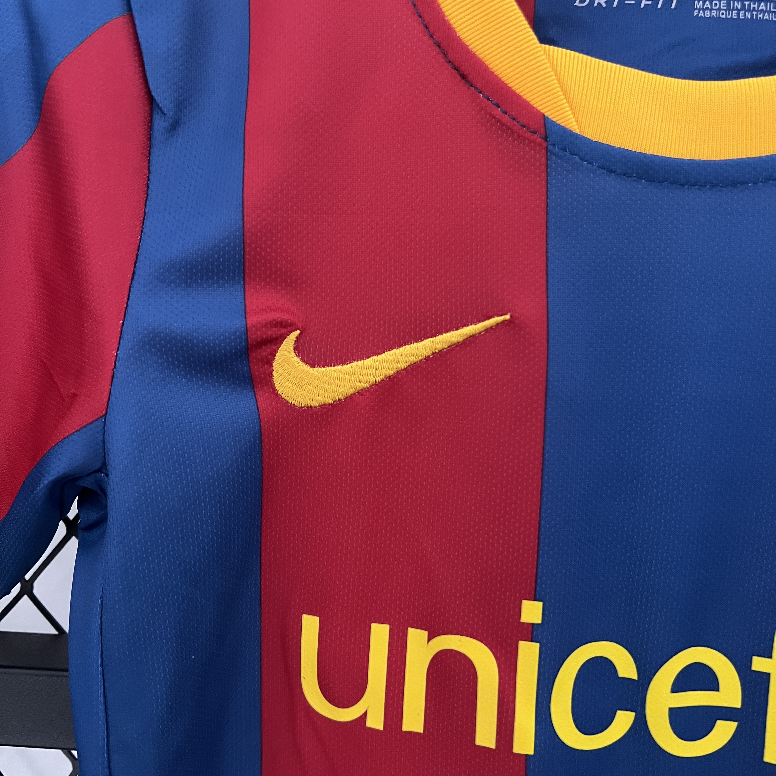 Retro Barcelona 2010-11 Home Stadium Kids Kit - UnitedFutballJersey
