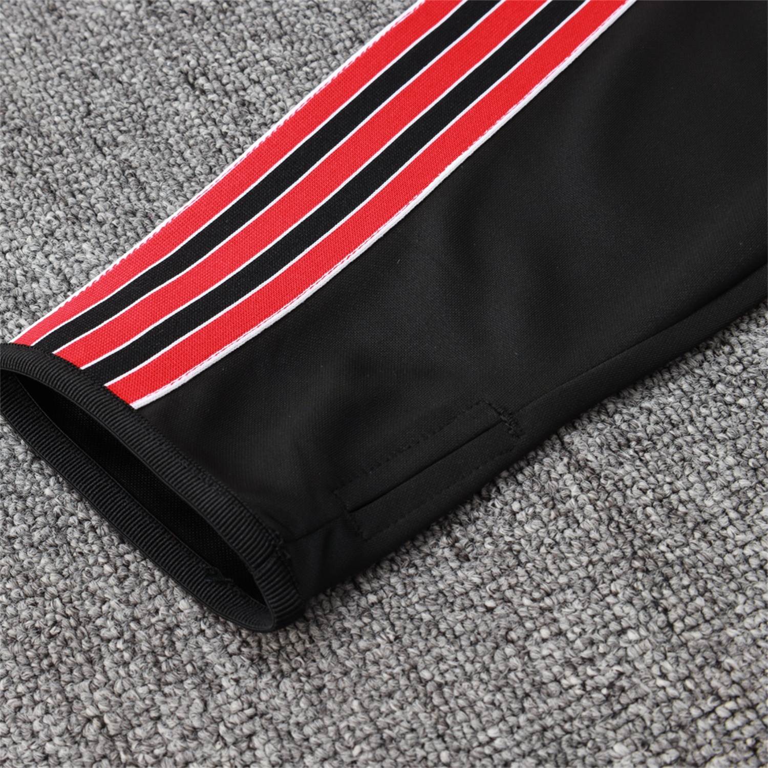 Manchester United 25-26 Originals Terrace Icon Jacket Training Tracksuit - Black - UnitedFutballJersey