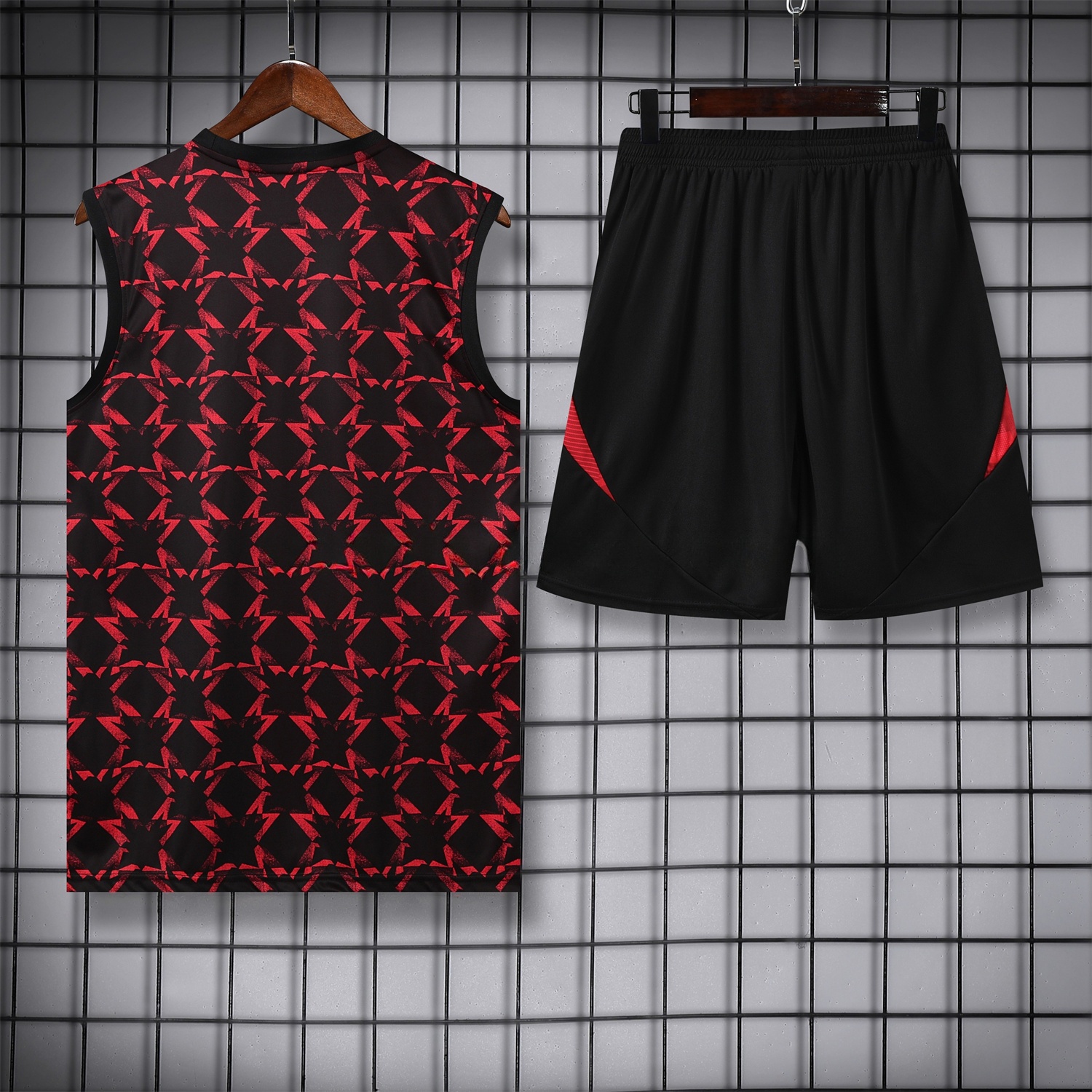 Manchester United 25-26 Pre-Match Vest Training Set - Red Top & Black Shorts - UnitedFutballJersey