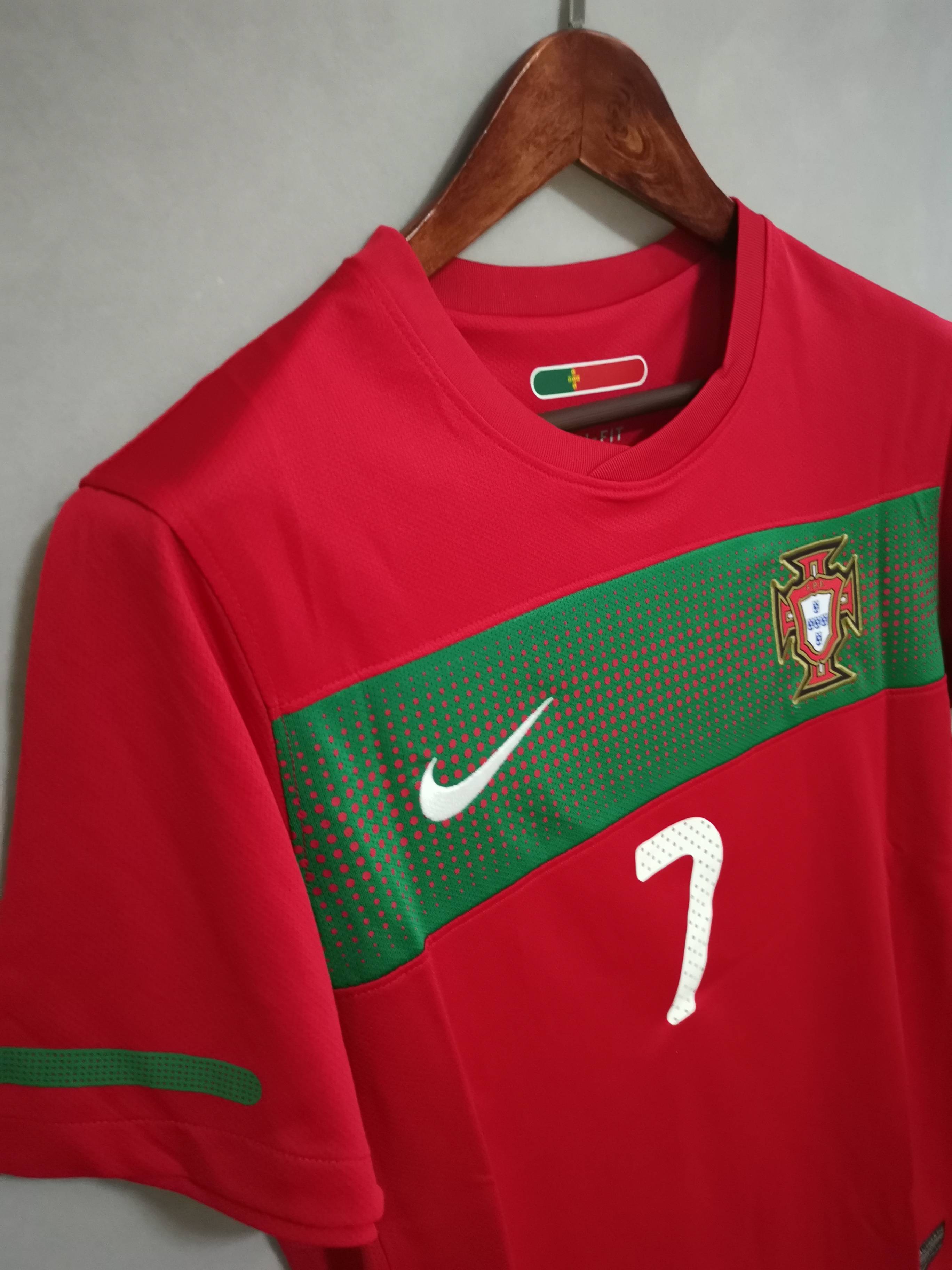 Retro Portugal 2010 Home Stadium Jersey - UnitedFutballJersey
