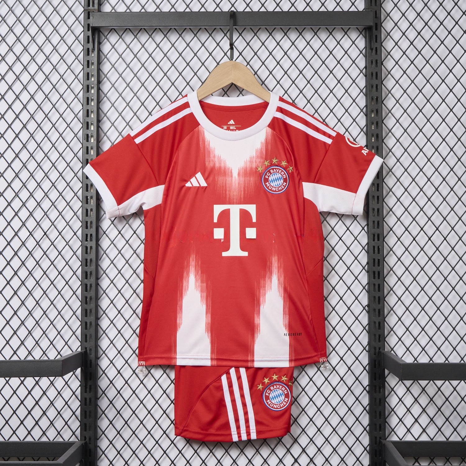 Bayern Munich 25-26 Home Müller Limited Edition Kids Kit - UnitedFutballJersey