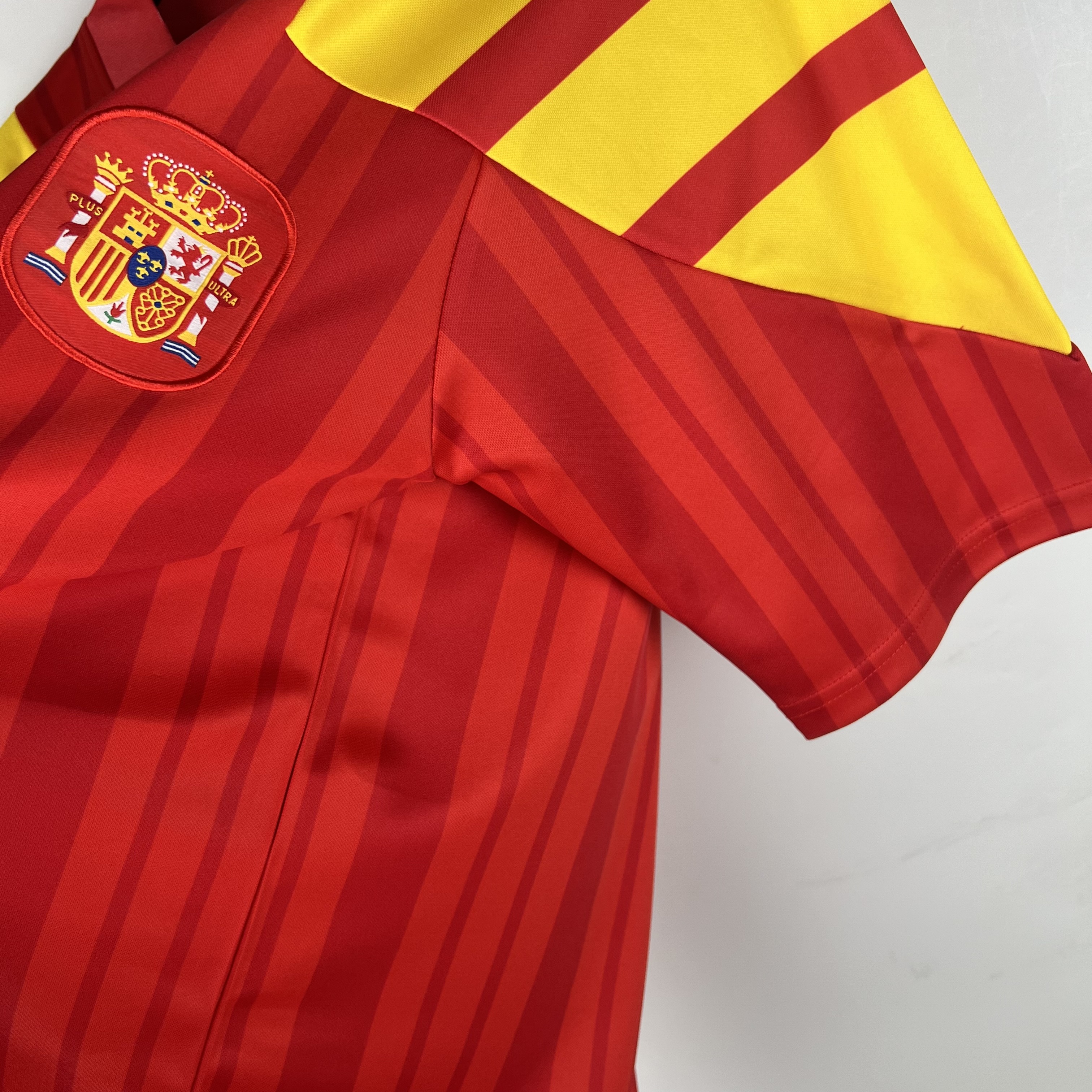 Retro Spain 1992 Home Stadium Jersey - UnitedFutballJersey