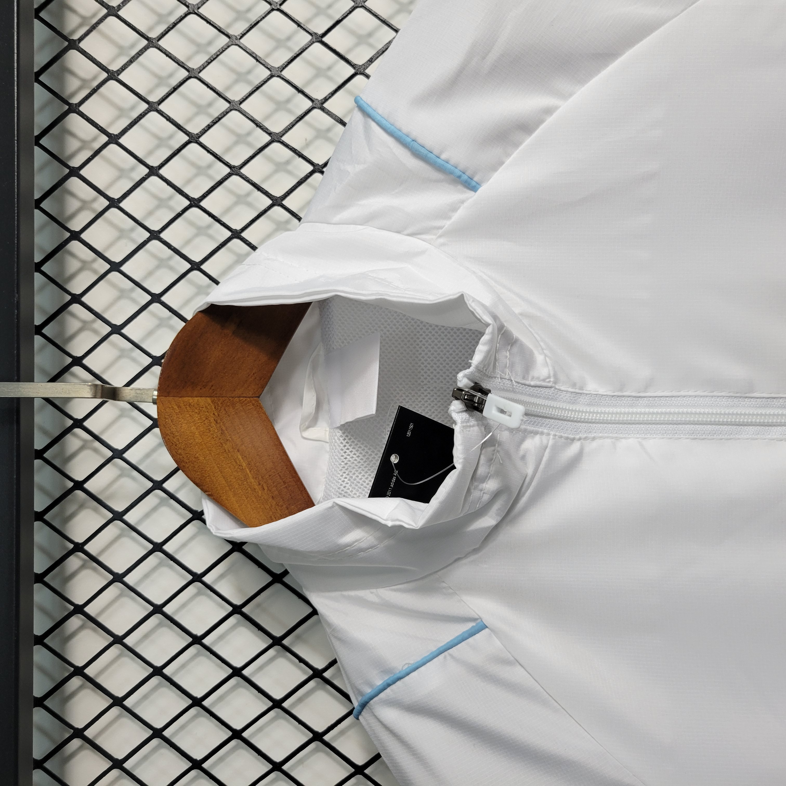 23-24 Manchester United White Windbreaker S-XXL - UnitedFutballJersey