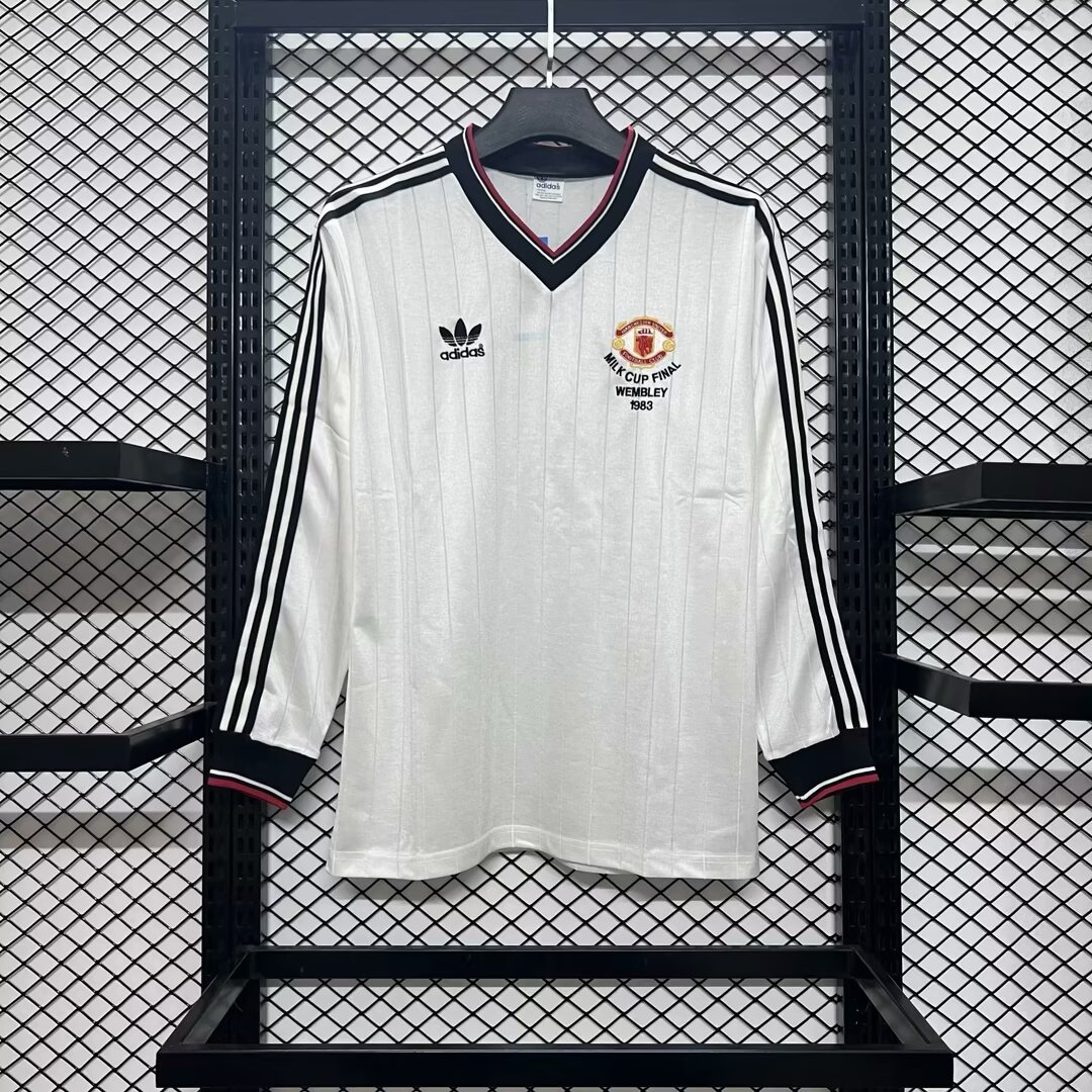 Retro Manchester United 82-84 Away Long Sleeve Jersey League Cup Final - UnitedFutballJersey