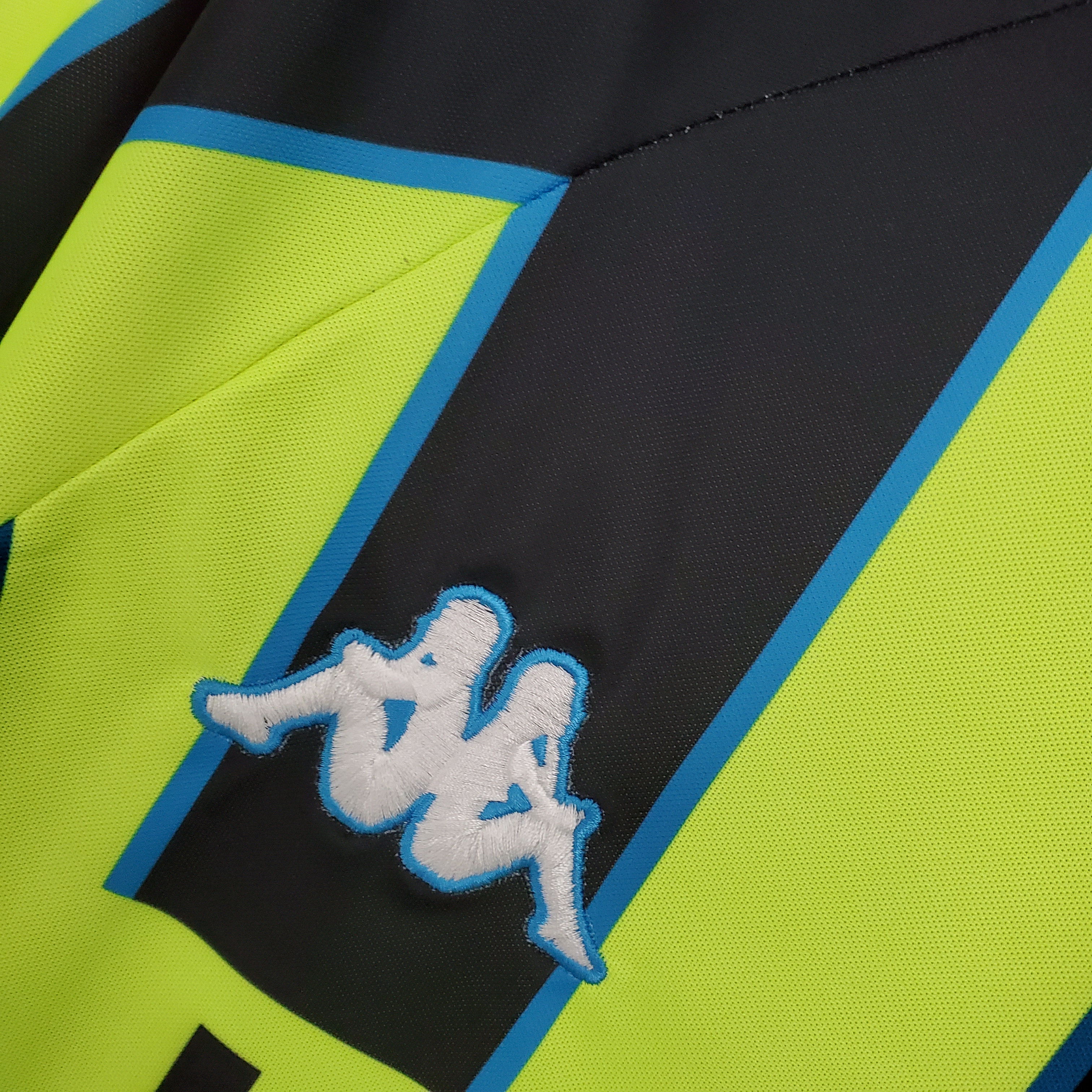 Retro Manchester City 1998-99 Away Stadium Jersey - UnitedFutballJersey