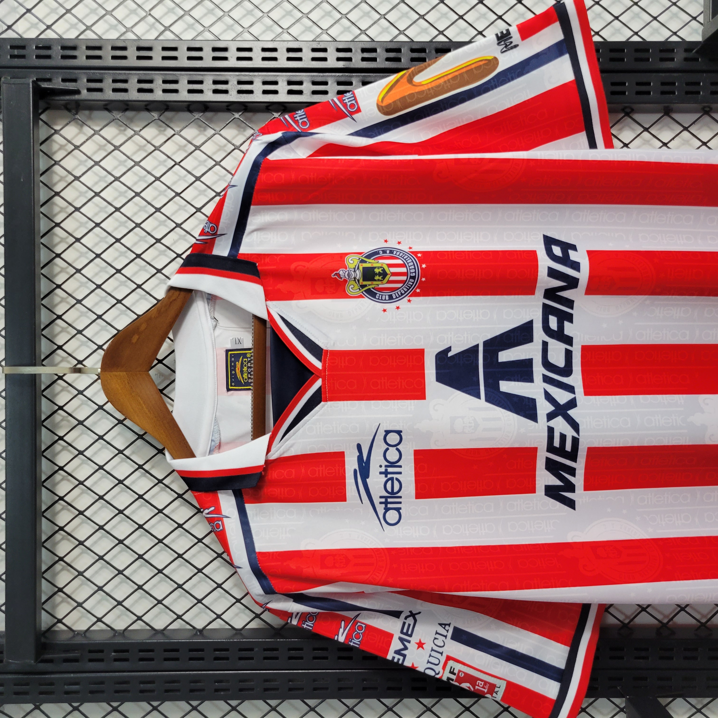 Retro Chivas de Guadalajara 06-07 Home Stadium Jersey - UnitedFutballJersey