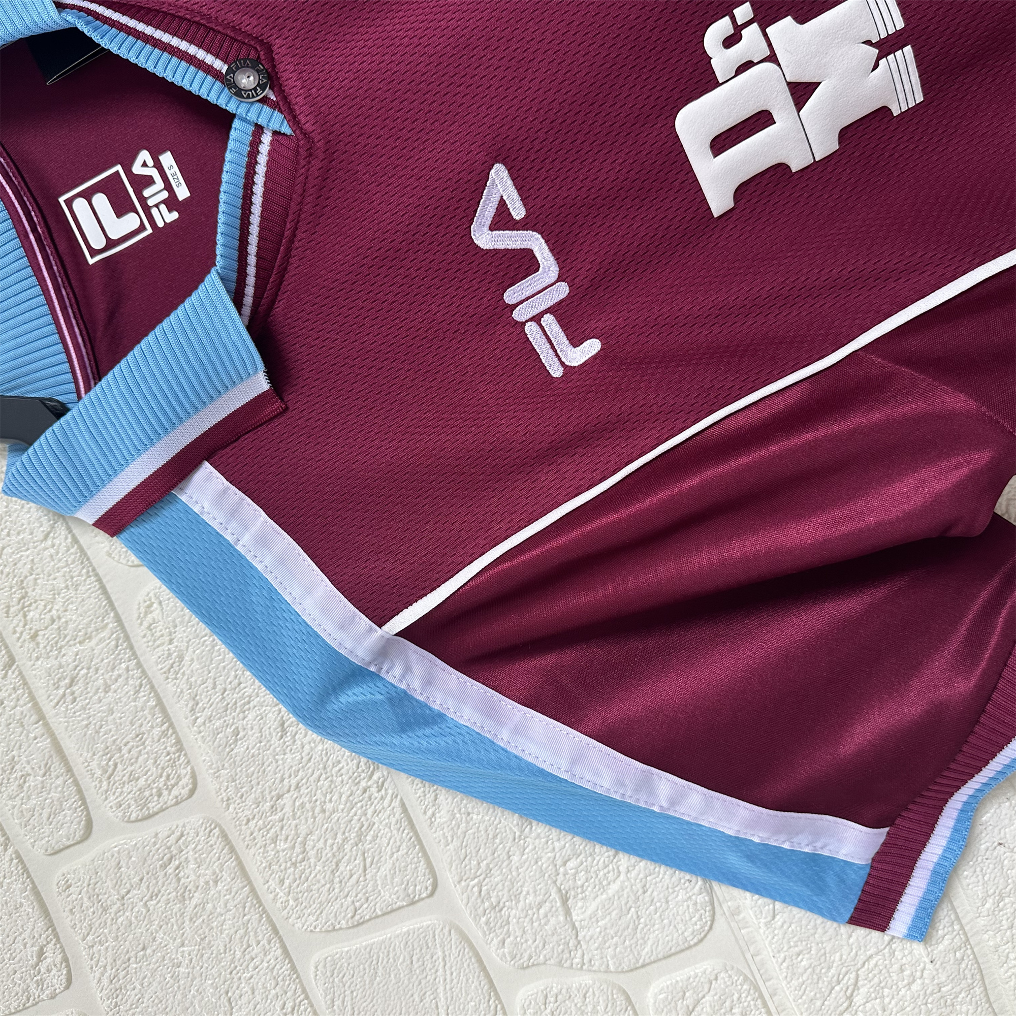 Retro West Ham United 1999-00 Home Jersey - UnitedFutballJersey