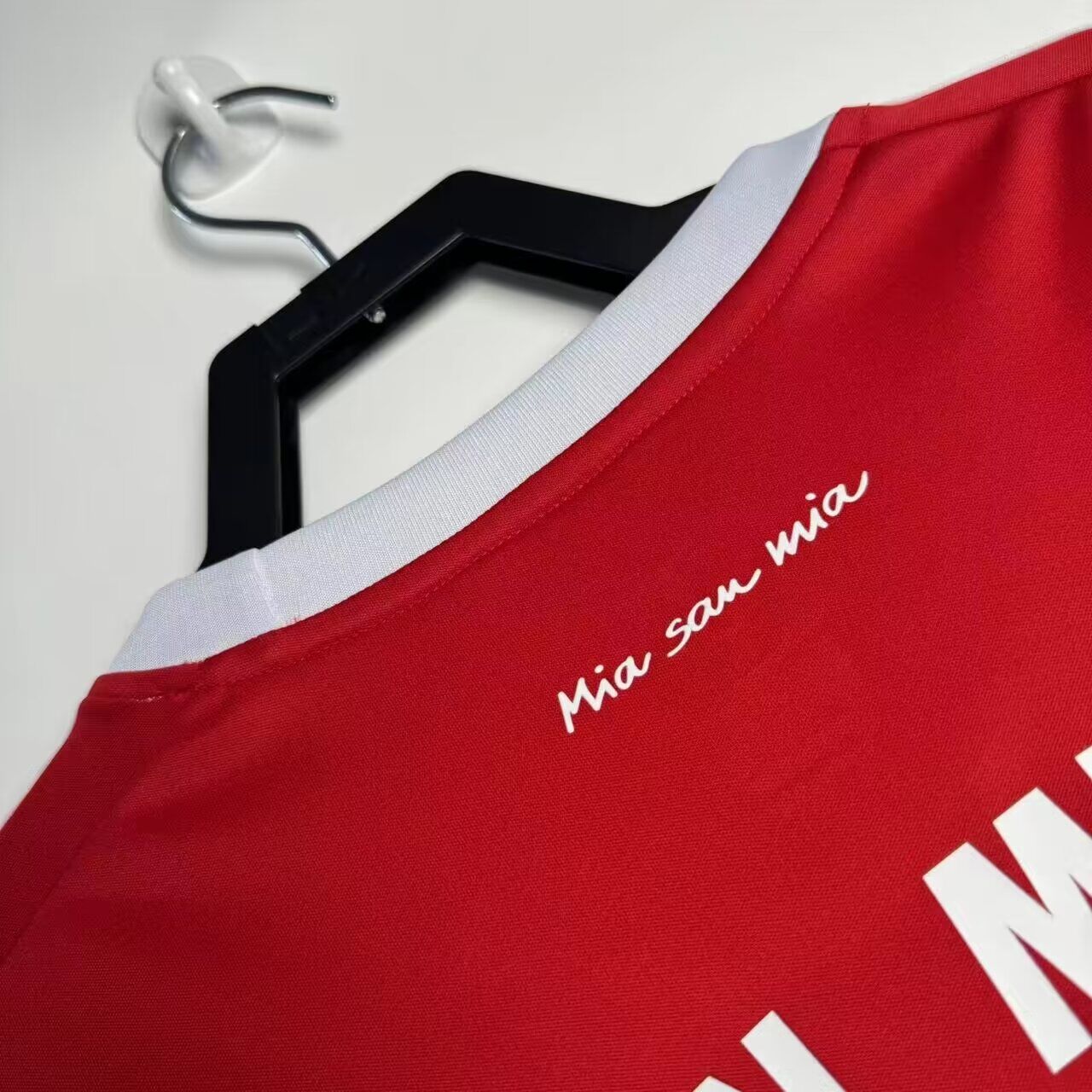 Retro Bayern Munich 2017-18 Home Stadium Jersey - UnitedFutballJersey