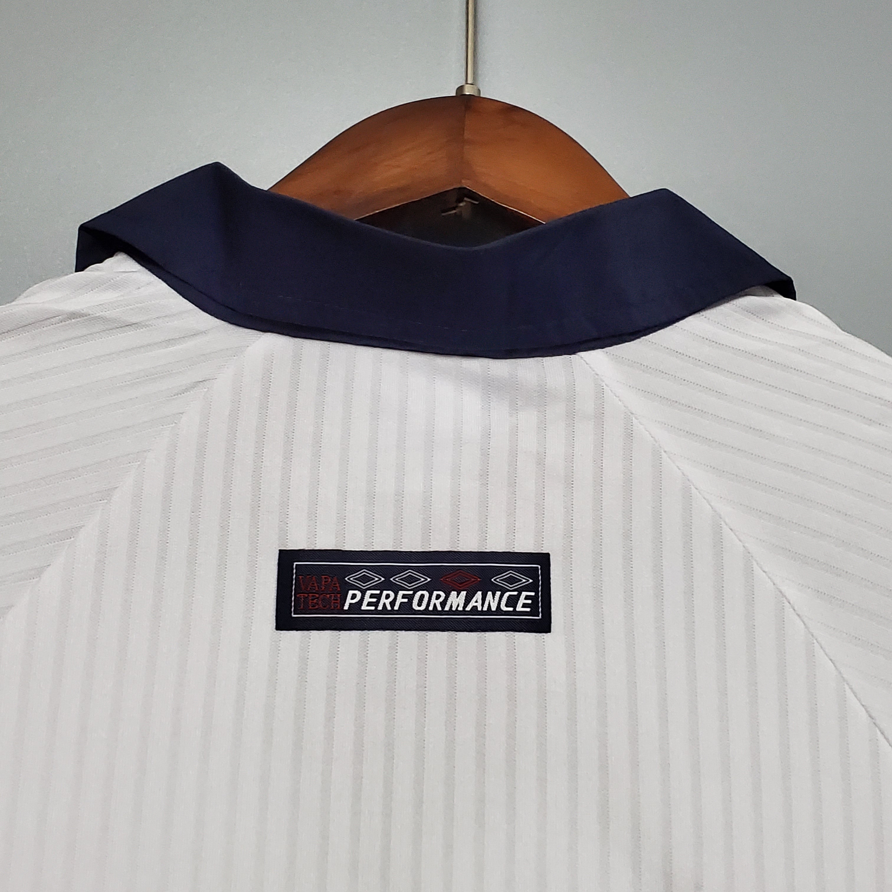 Retro England 1998 Home Stadium Long Sleeve Jersey - UnitedFutballJersey