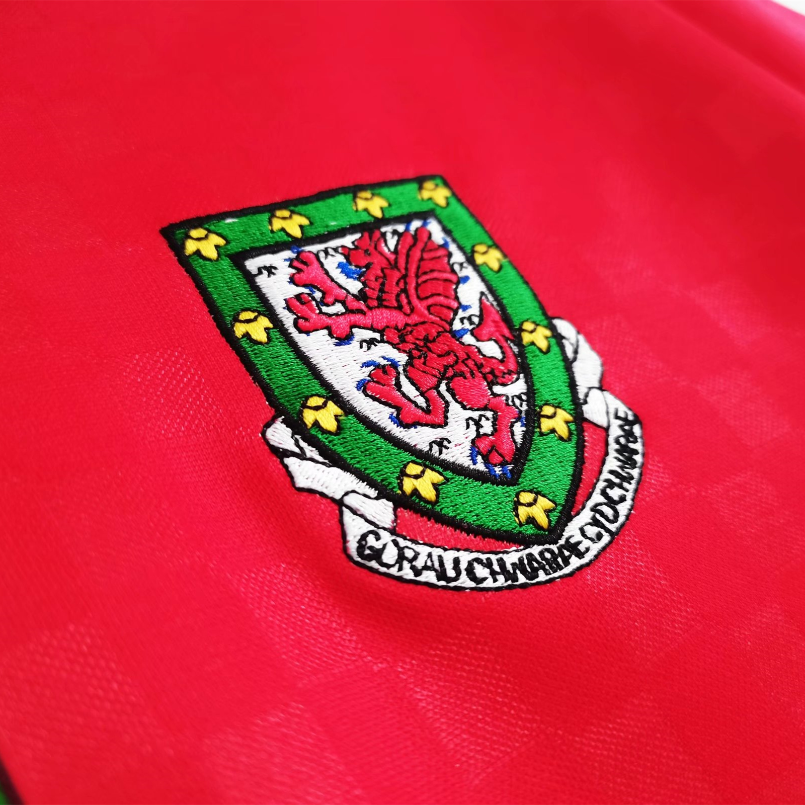 Retro Wales 1996 Home Stadium Jersey - UnitedFutballJersey
