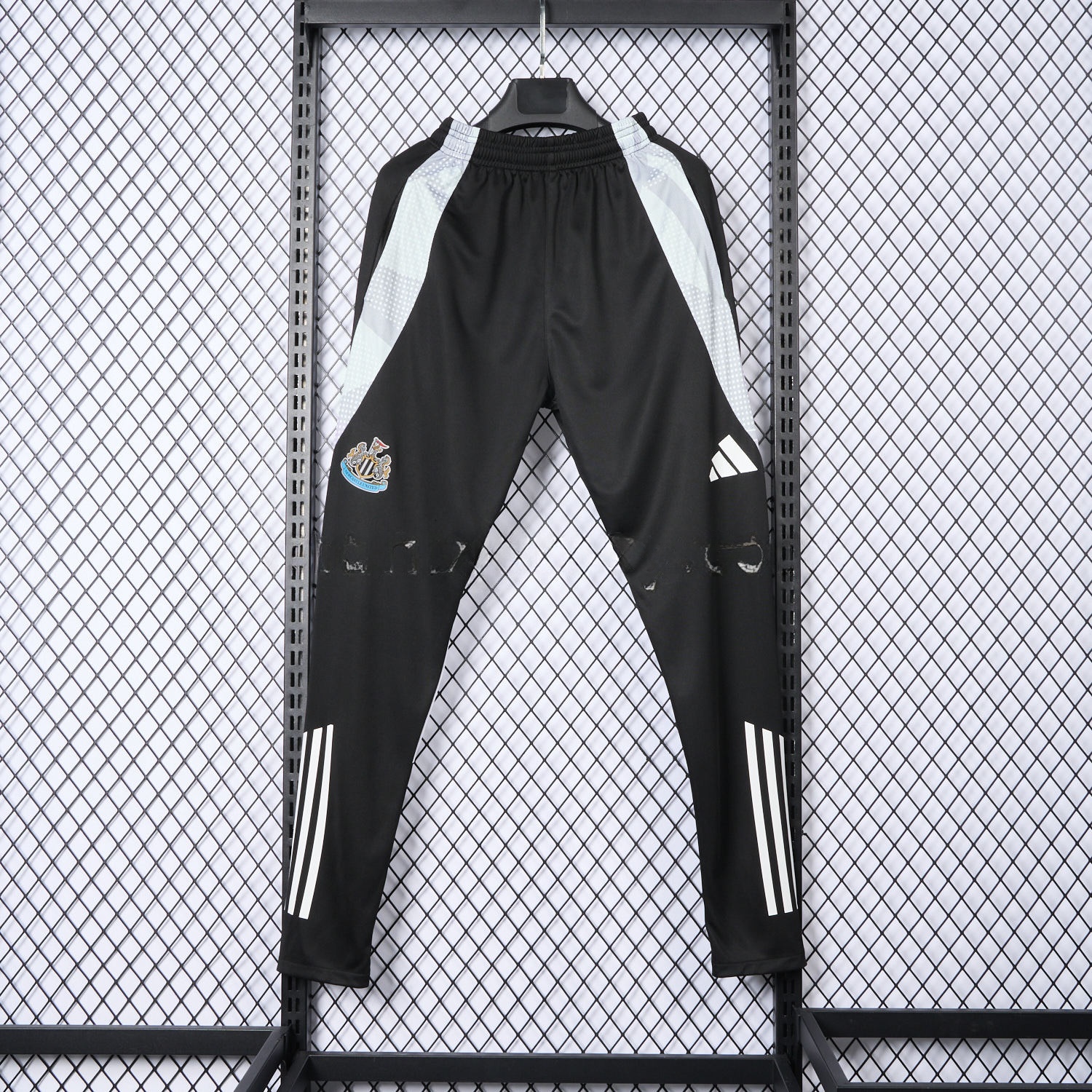 Newcastle United 24-25 Black Training Pants - Player Version - UnitedFutballJersey