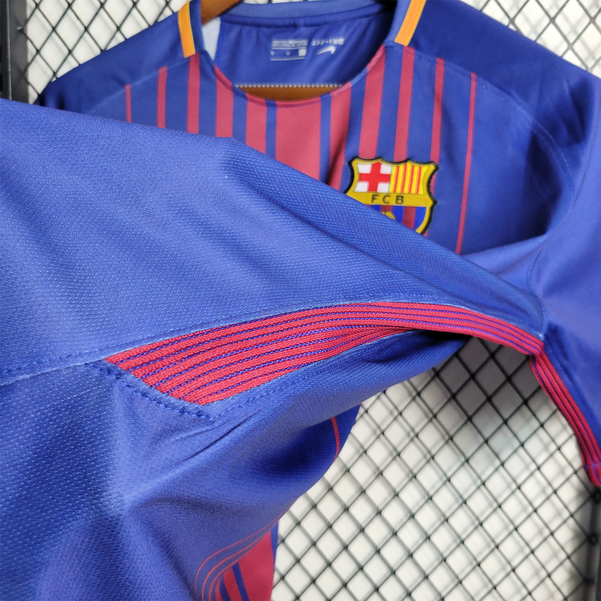 B.A.R.S.A Retro 17-18 Home Stadium Jersey - UnitedFutballJersey