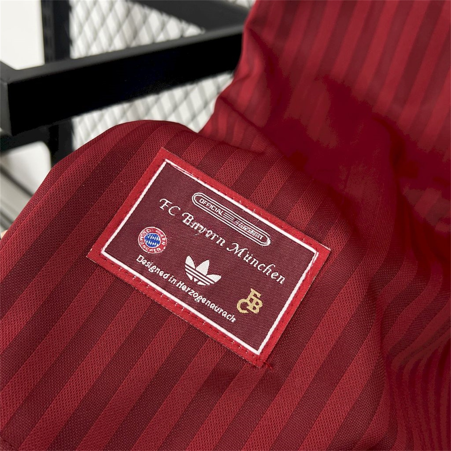 Bayern Munich 24-25 Red Terrace Icon Retro Jersey - Fans Version - UnitedFutballJersey