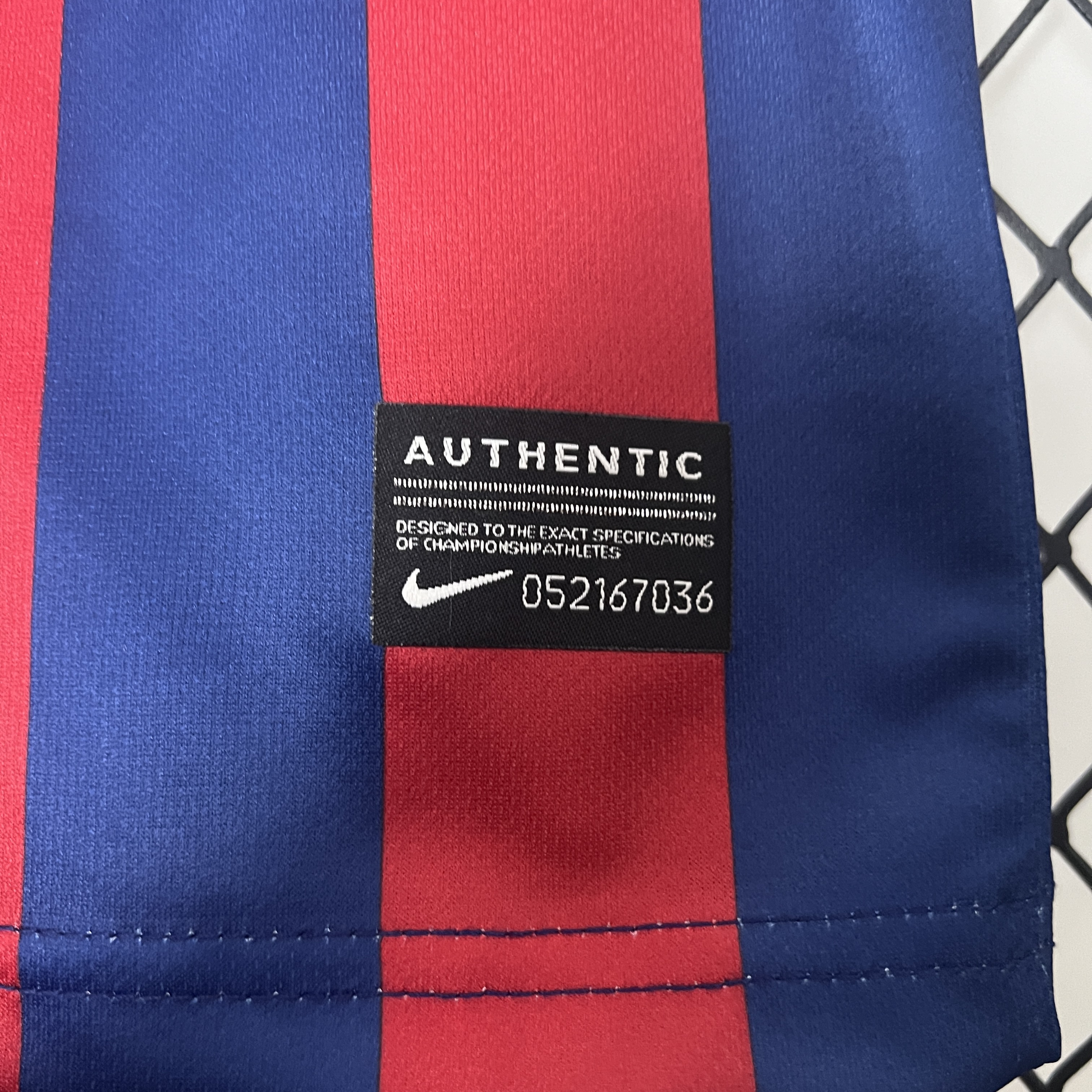 Retro Barcelona 2013-14 Home Stadium Kids Kit - UnitedFutballJersey
