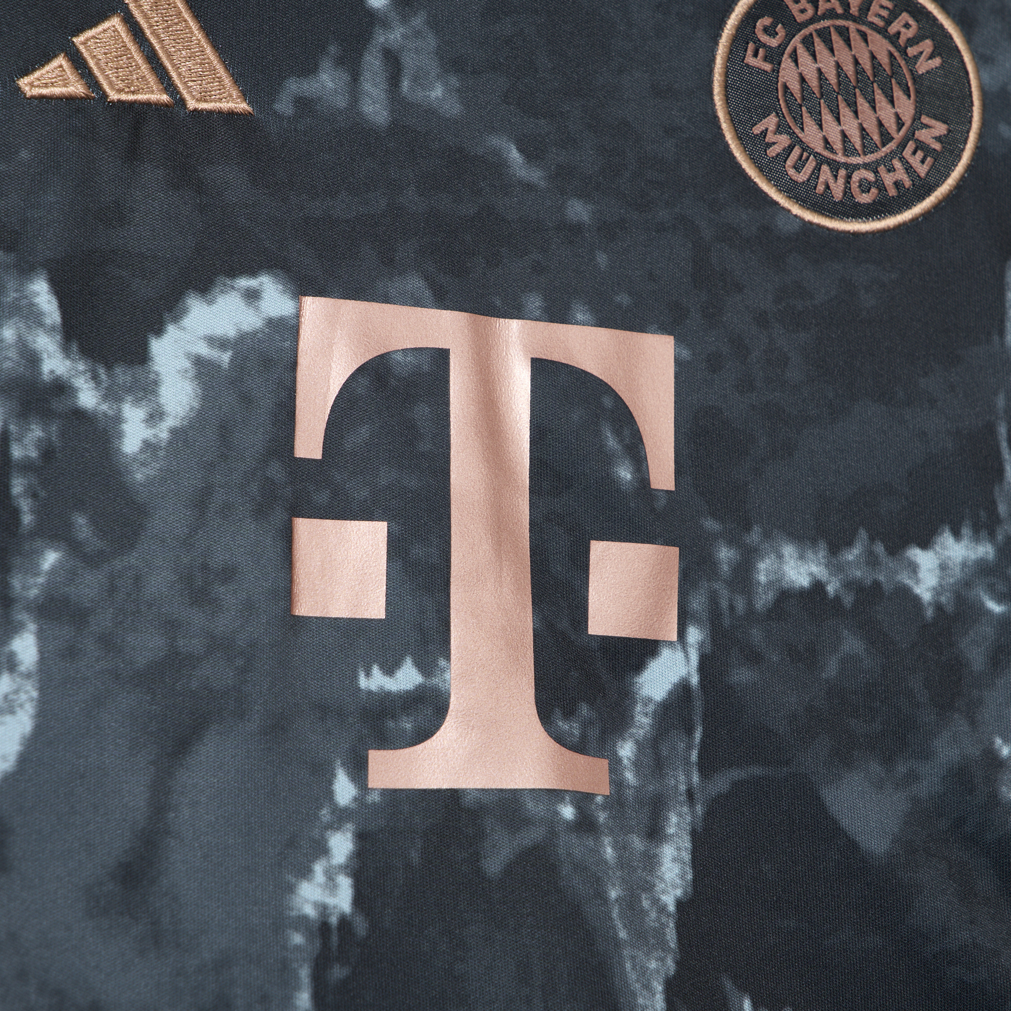 Bayern Munich 24-25 Away Kids Kit - Fans Version - UnitedFutballJersey
