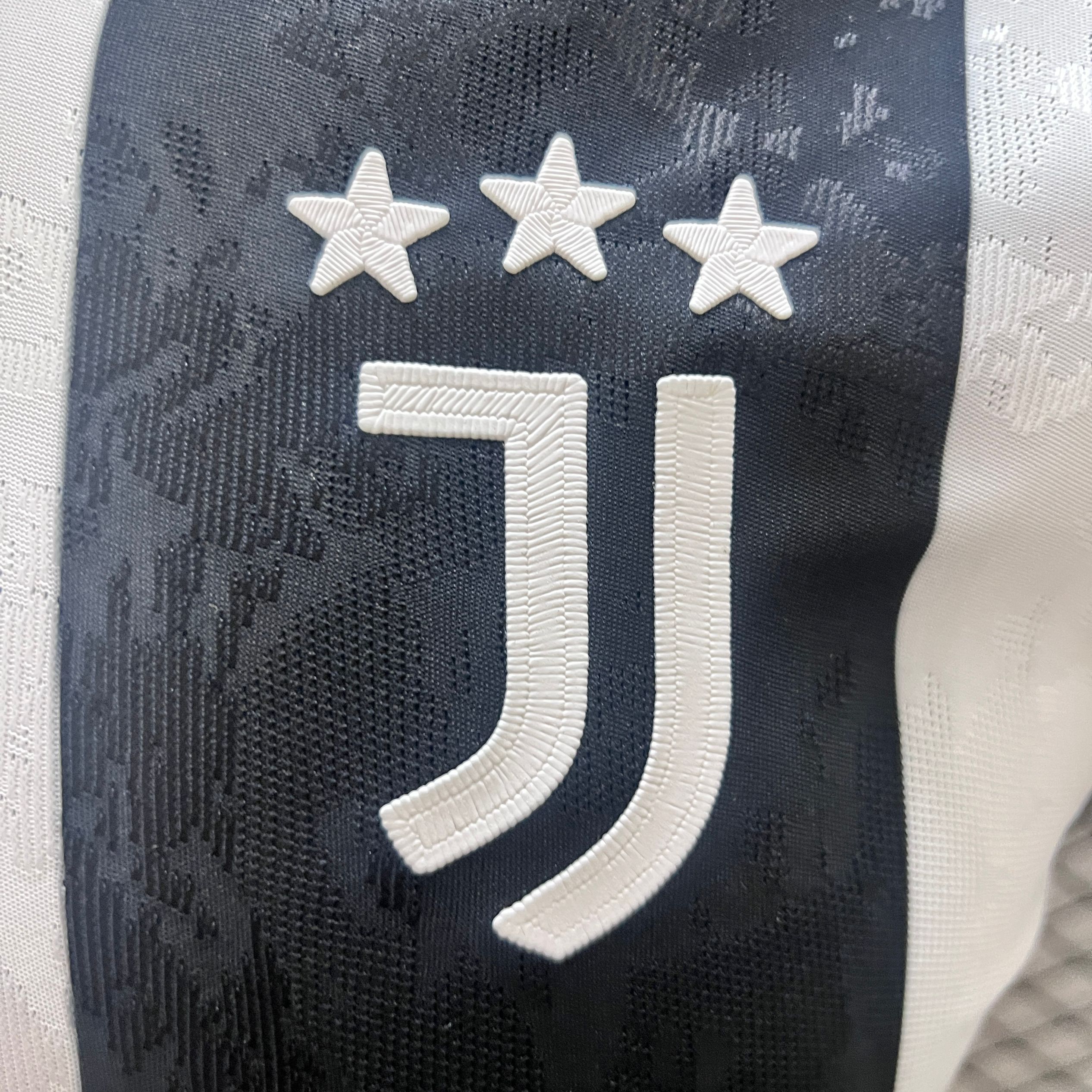 Juventus 24-25 Home Stadium Jersey - Player Version - UnitedFutballJersey