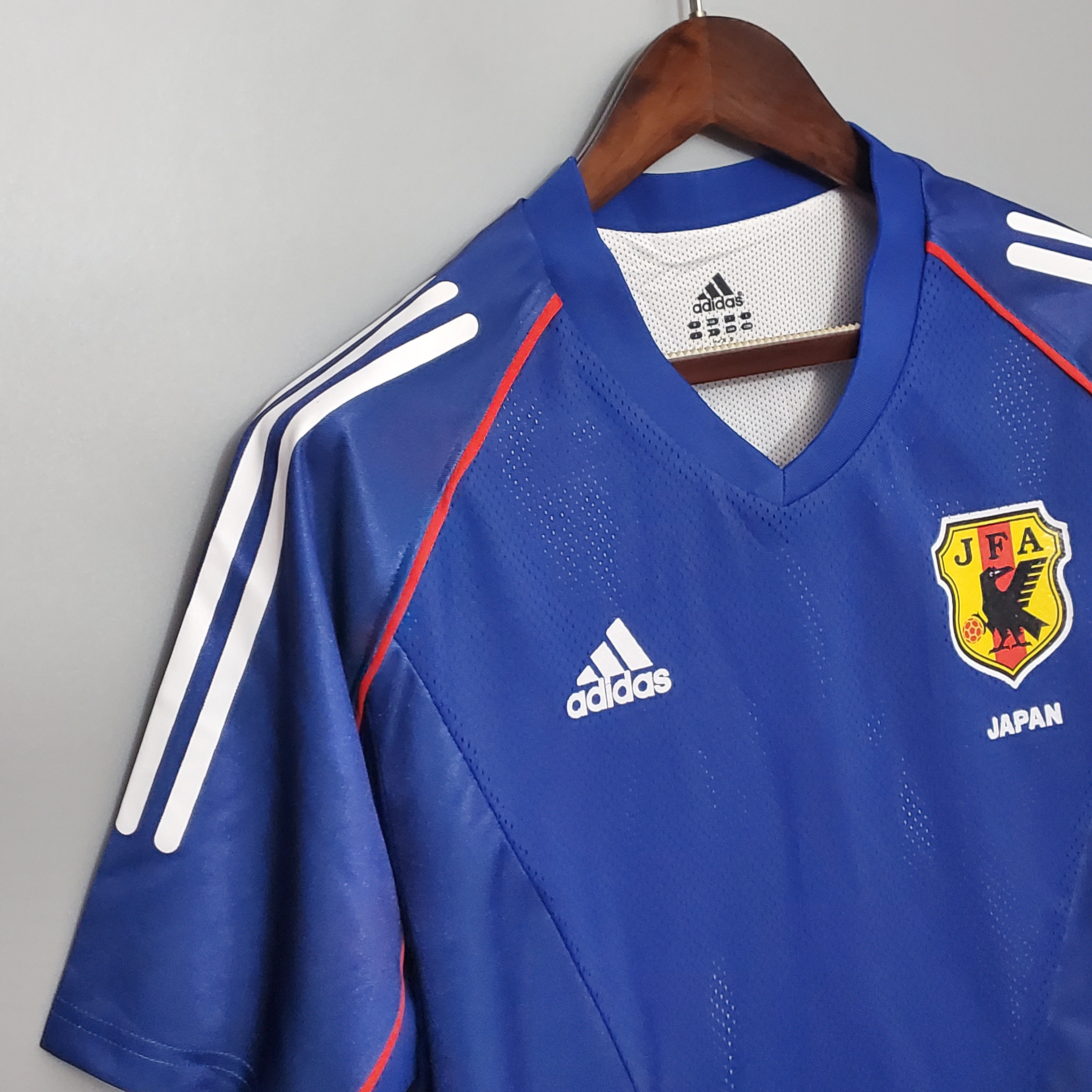 Retro Japan 2002 Home Stadium Jersey - UnitedFutballJersey