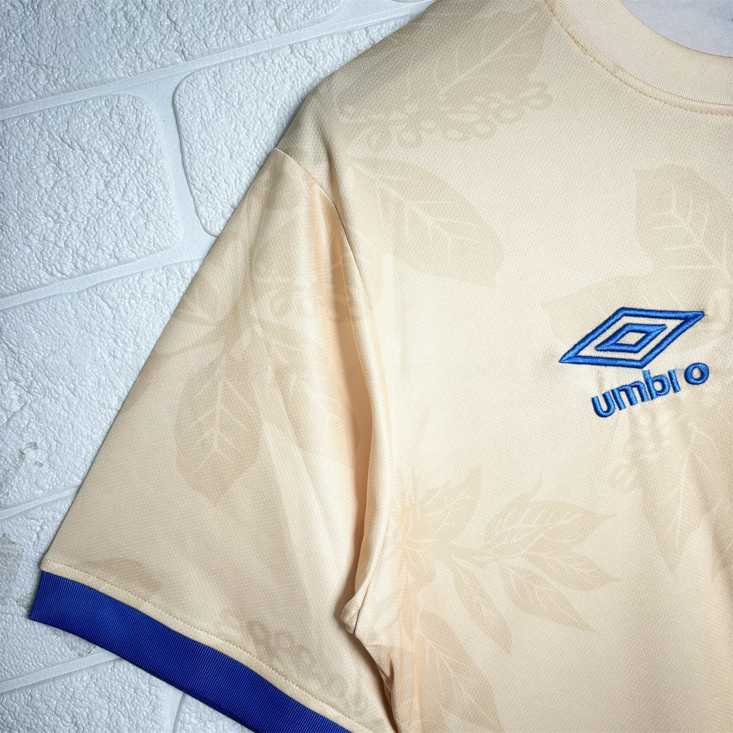 El Salvador 2025-26 Yellow Pre-Match Jersey - Fans Version - UnitedFutballJersey