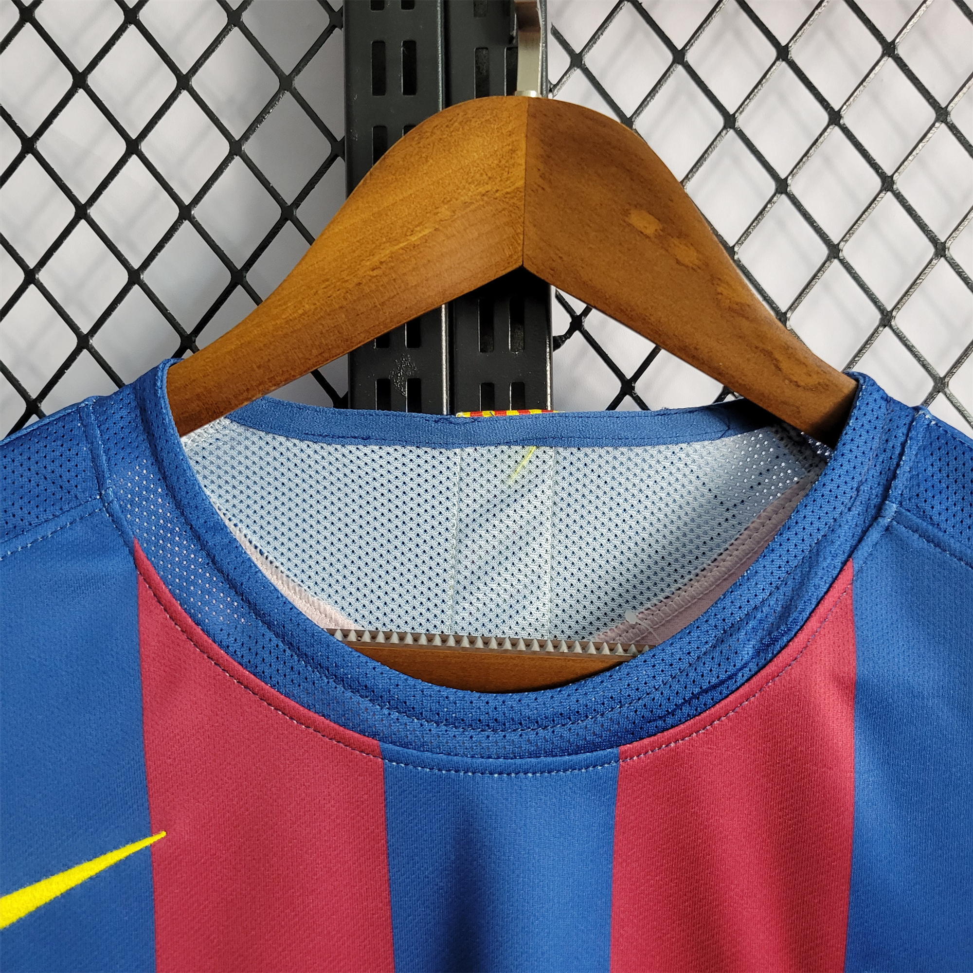 Retro Barcelona 05-06 Home Stadium Jersey - UEFA Champions League Final - UnitedFutballJersey