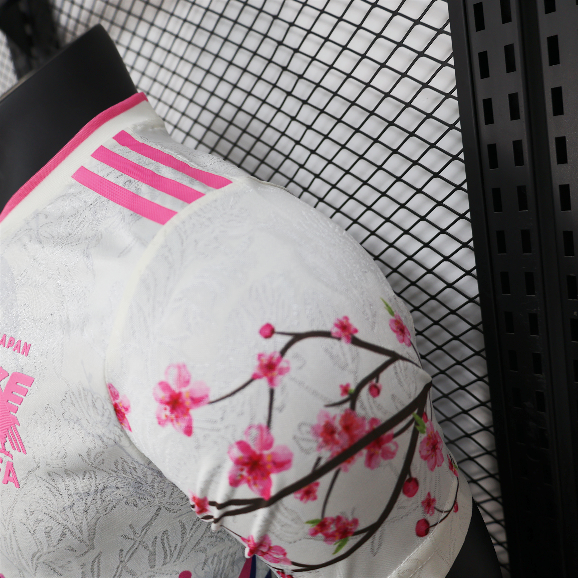 Japan 2024 Pink Bird Special Edition Jersey - Player Version - UnitedFutballJersey