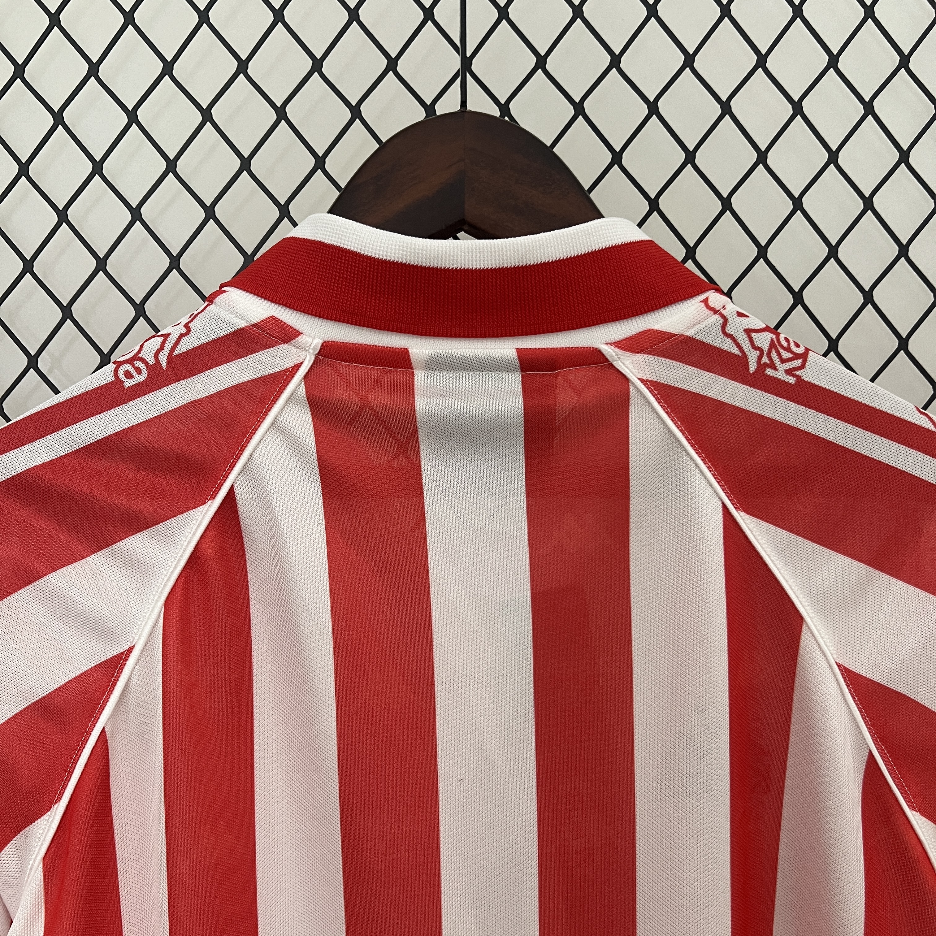 Retro Athletic Bilbao 1997-98 100th Anniversary Home Stadium Jersey - UnitedFutballJersey