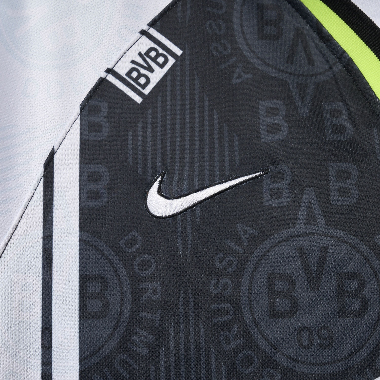 Retro Dortmund 1996-97 European Away Jersey - UnitedFutballJersey