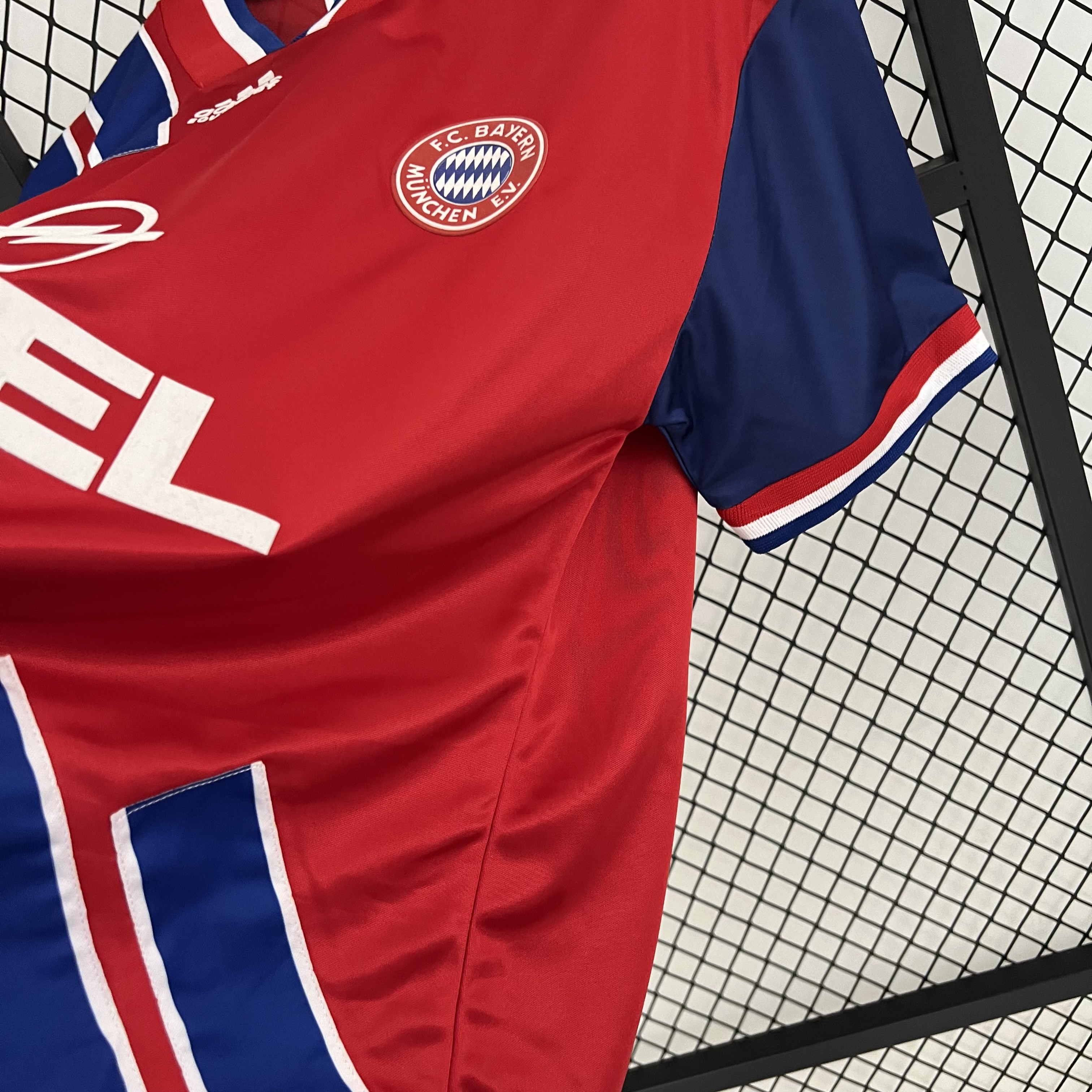 Retro Bayern Munich 93-95 Home Stadium Jersey - UnitedFutballJersey