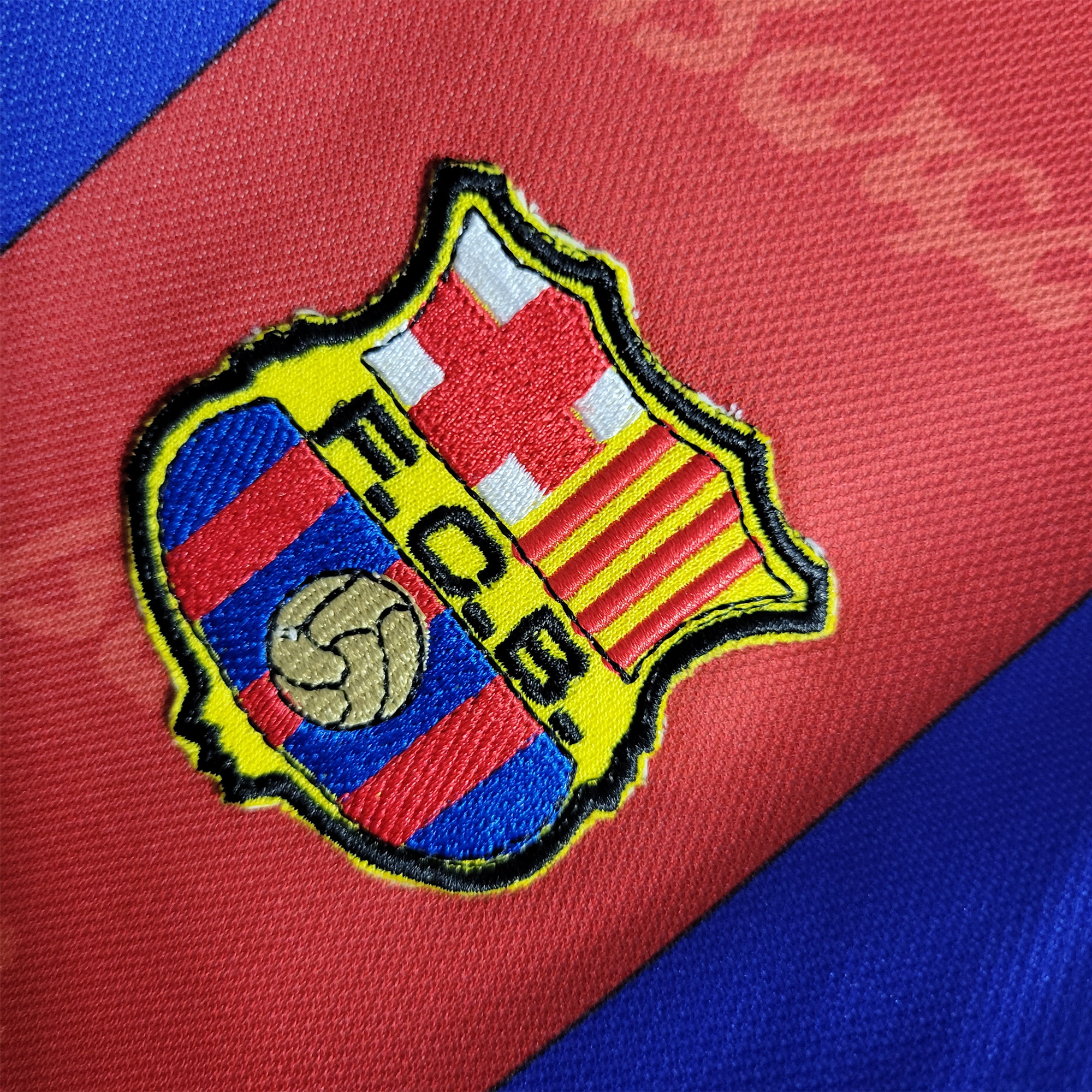 B.A.R.S.A Retro 96-97 Home Stadium Jersey - UnitedFutballJersey