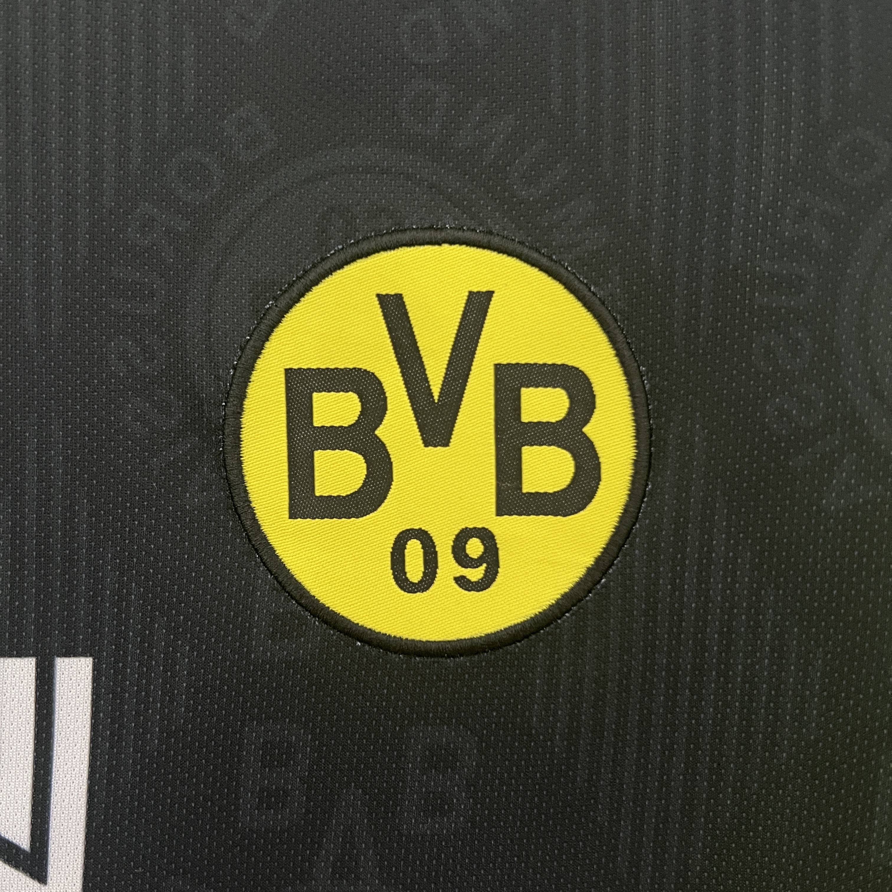 Retro Dortmund 1996-97 Away Jersey - UnitedFutballJersey