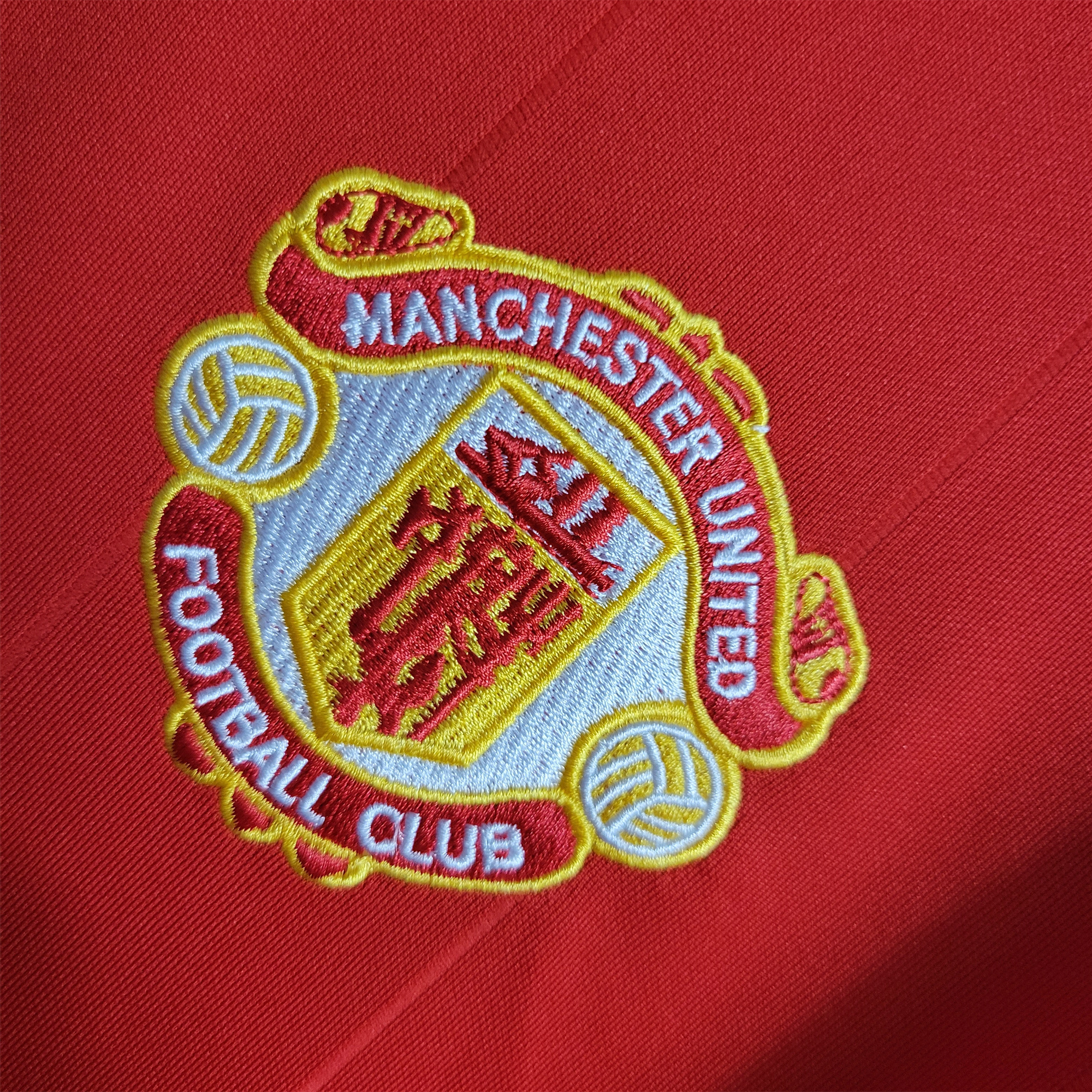 Manchester United Retro 83-84 Home Stadium Jersey - UnitedFutballJersey