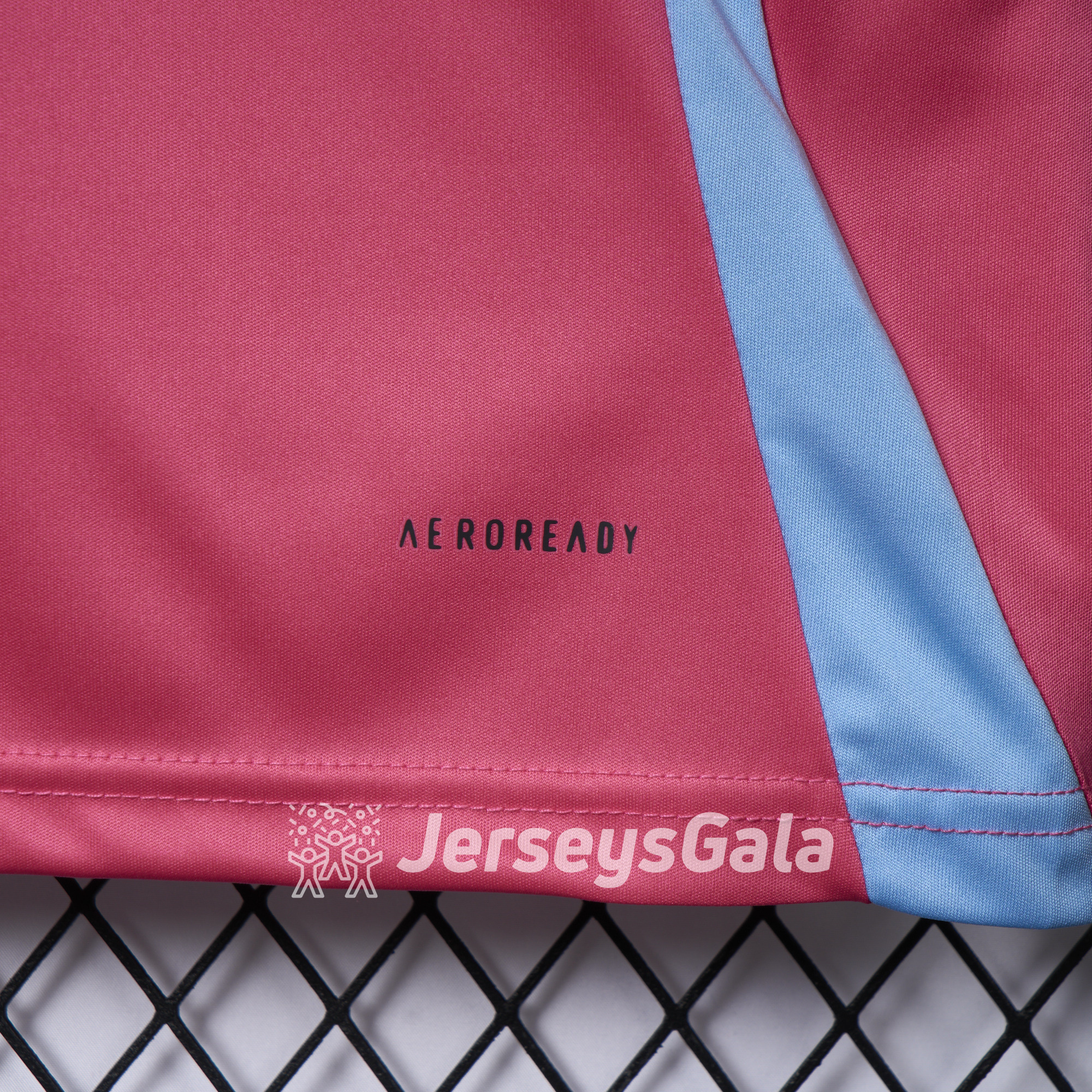 Schalke 04 24-25 GK Pink October Jersey - Fans Version - UnitedFutballJersey