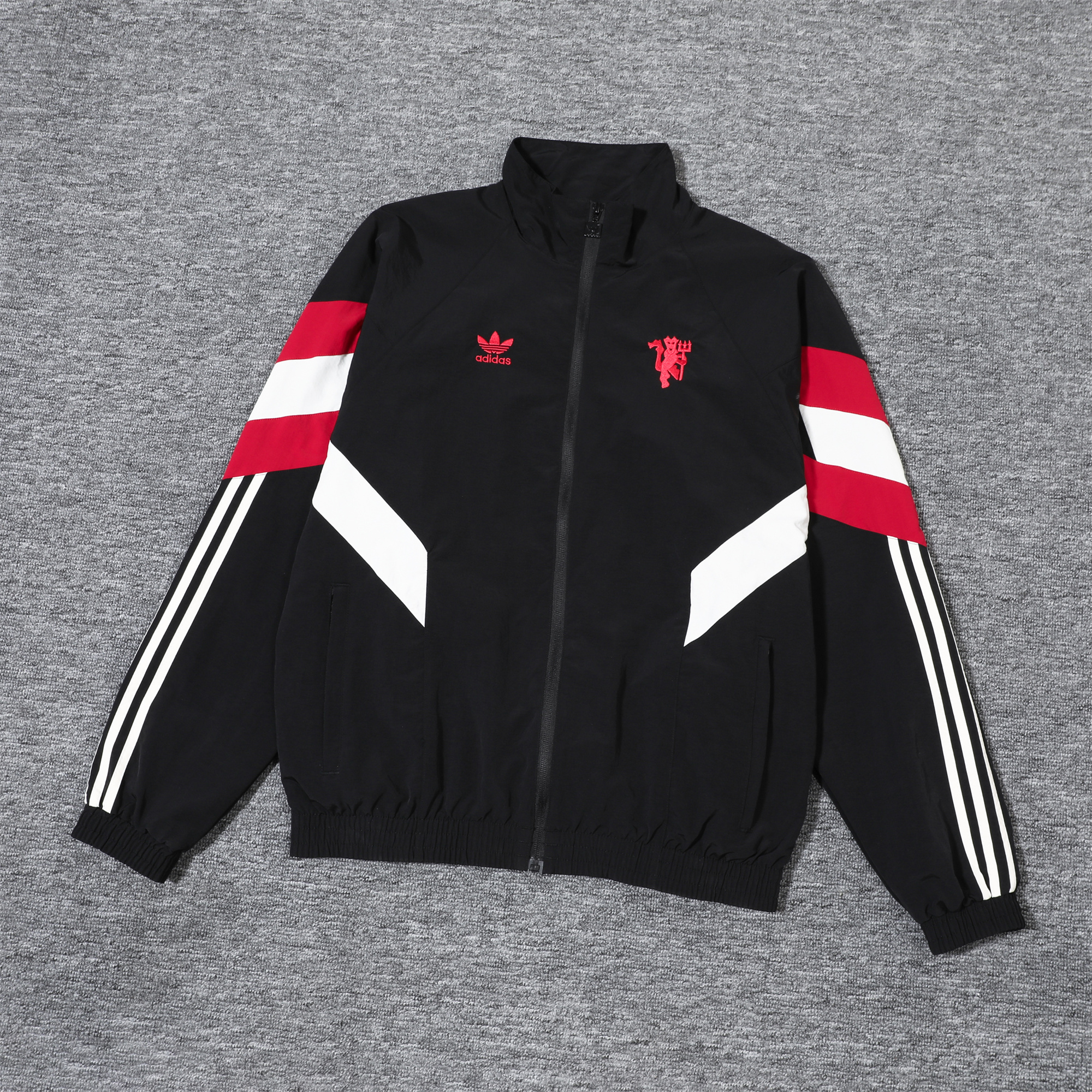 Manchester United 24-25 Black Throwback Windbreaker Suit - Jackets & Pants - UnitedFutballJersey
