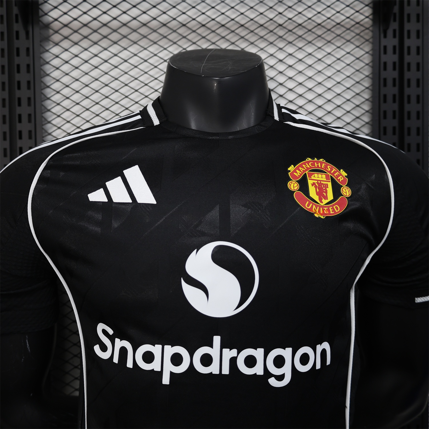 Manchester United 25-26 Black Training Jersey - Player Version - UnitedFutballJersey