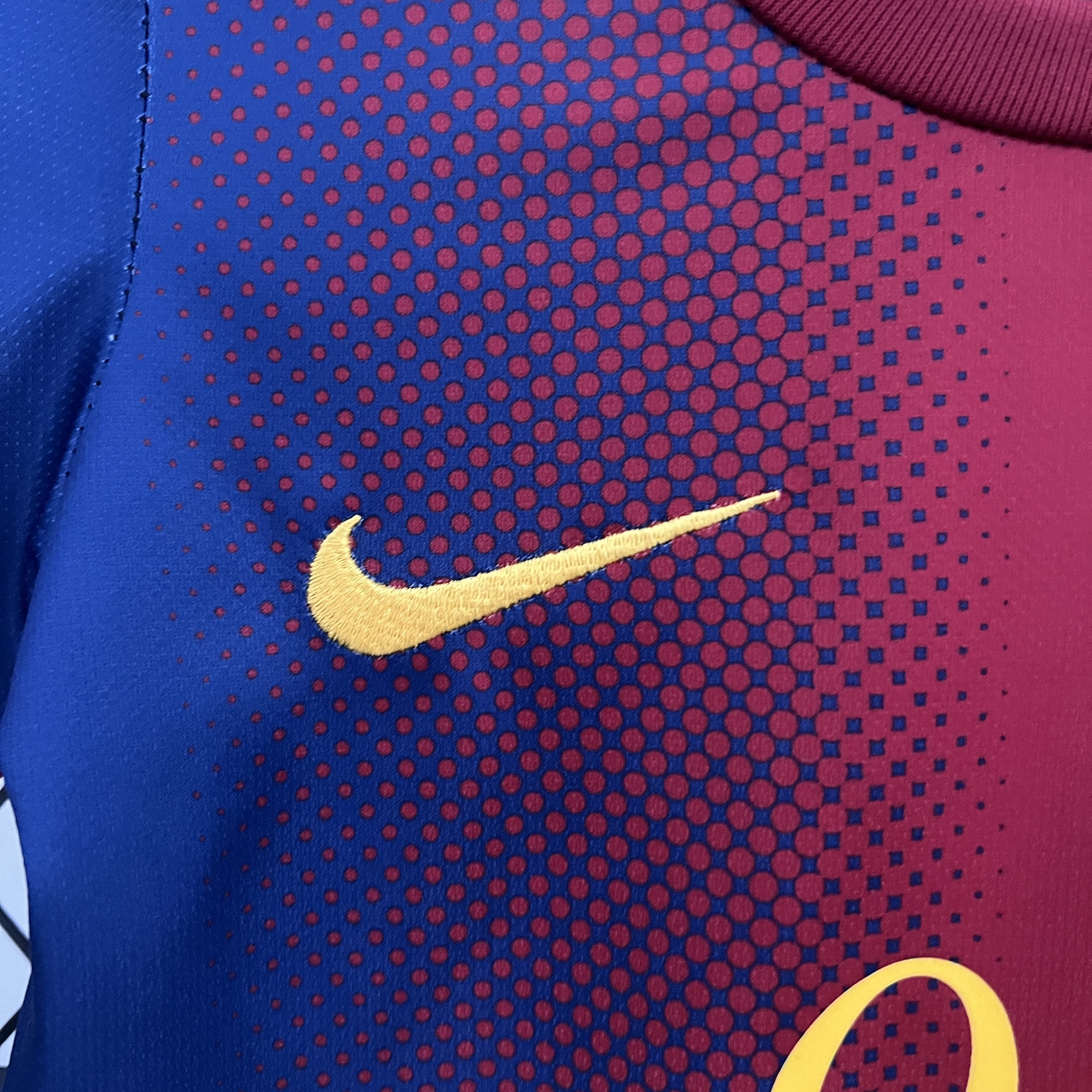 Retro Barcelona 2012-13 Home Stadium Kids Kit - UnitedFutballJersey
