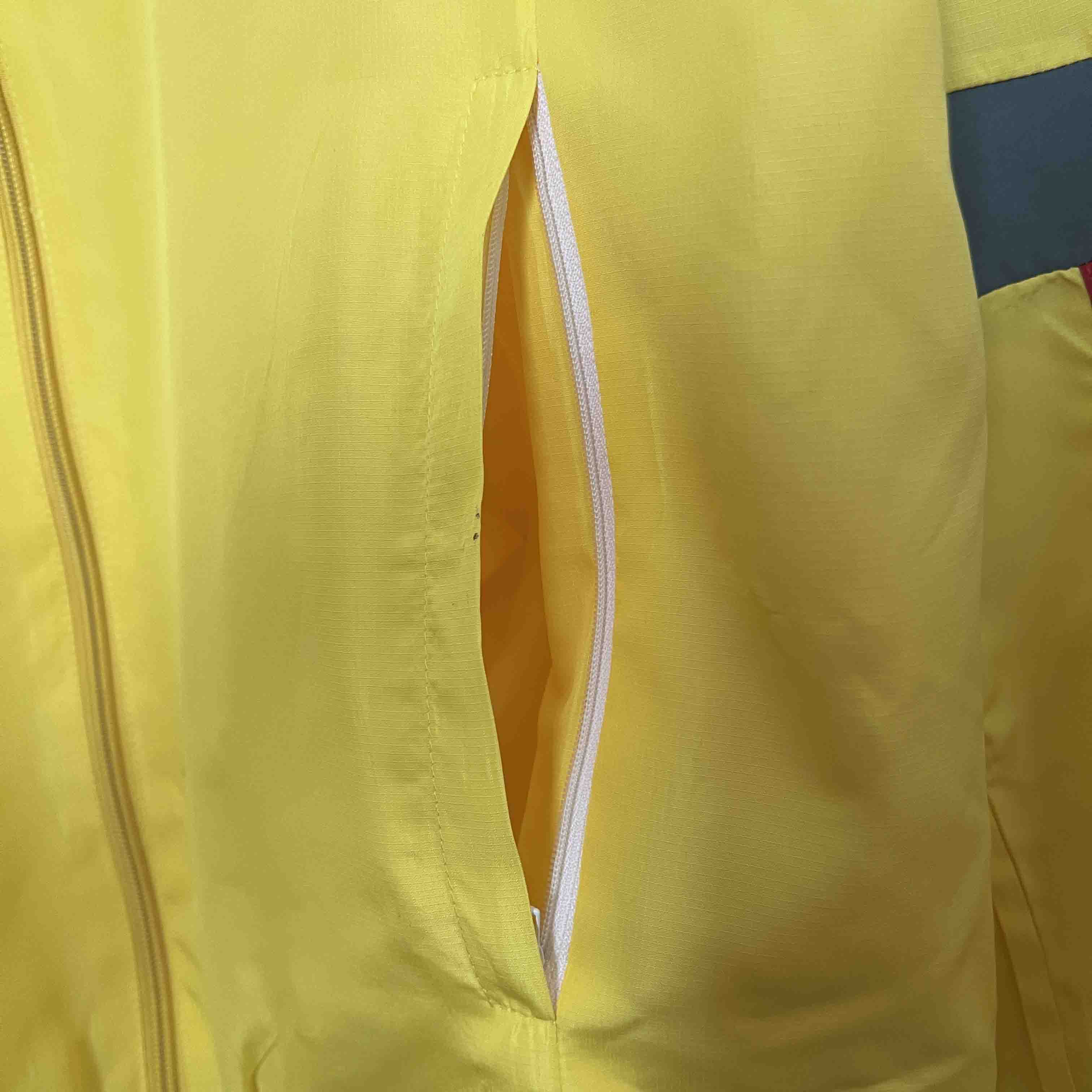 Colombia 2024 Yellow Windbreaker - UnitedFutballJersey
