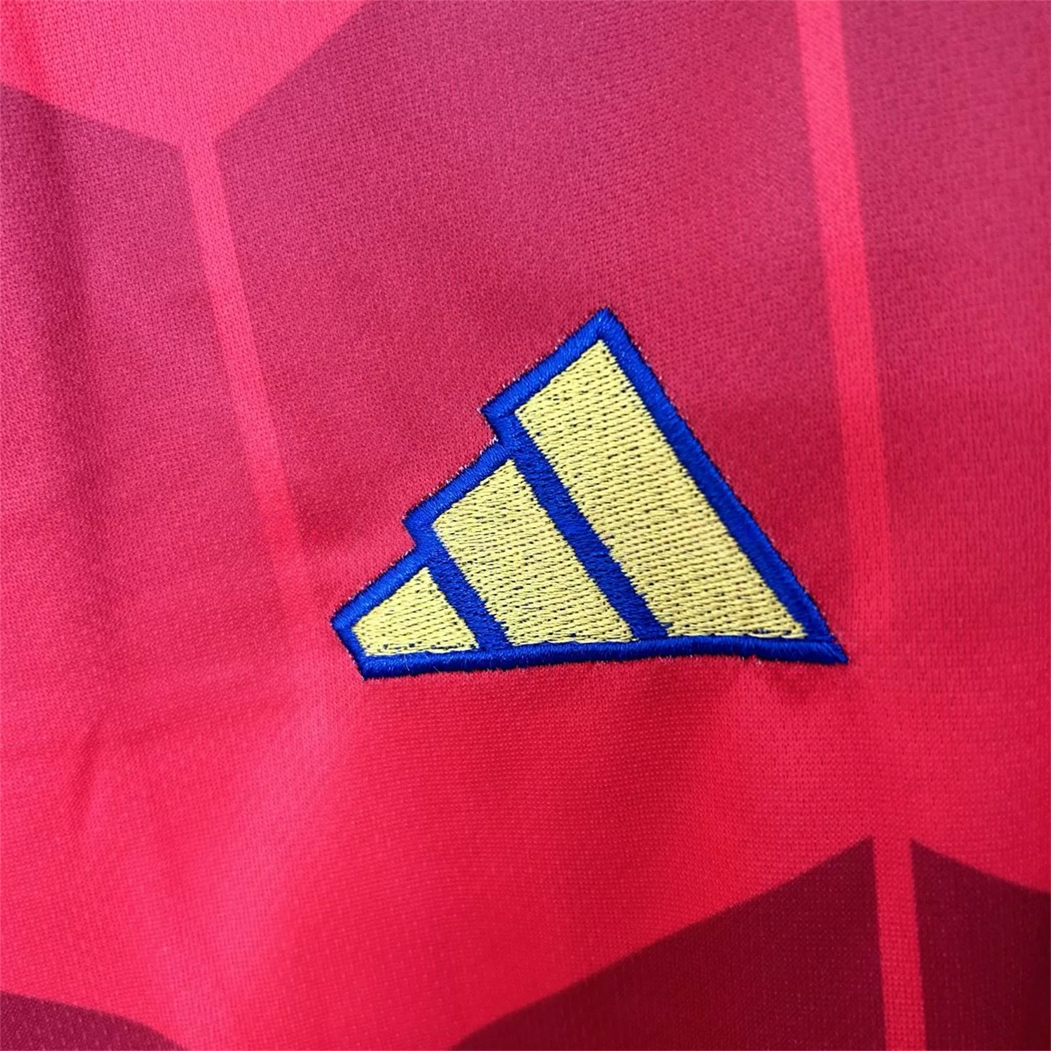 Spain 25-26 Red and Blue Throwback Style Jersey - Fans Version - UnitedFutballJersey