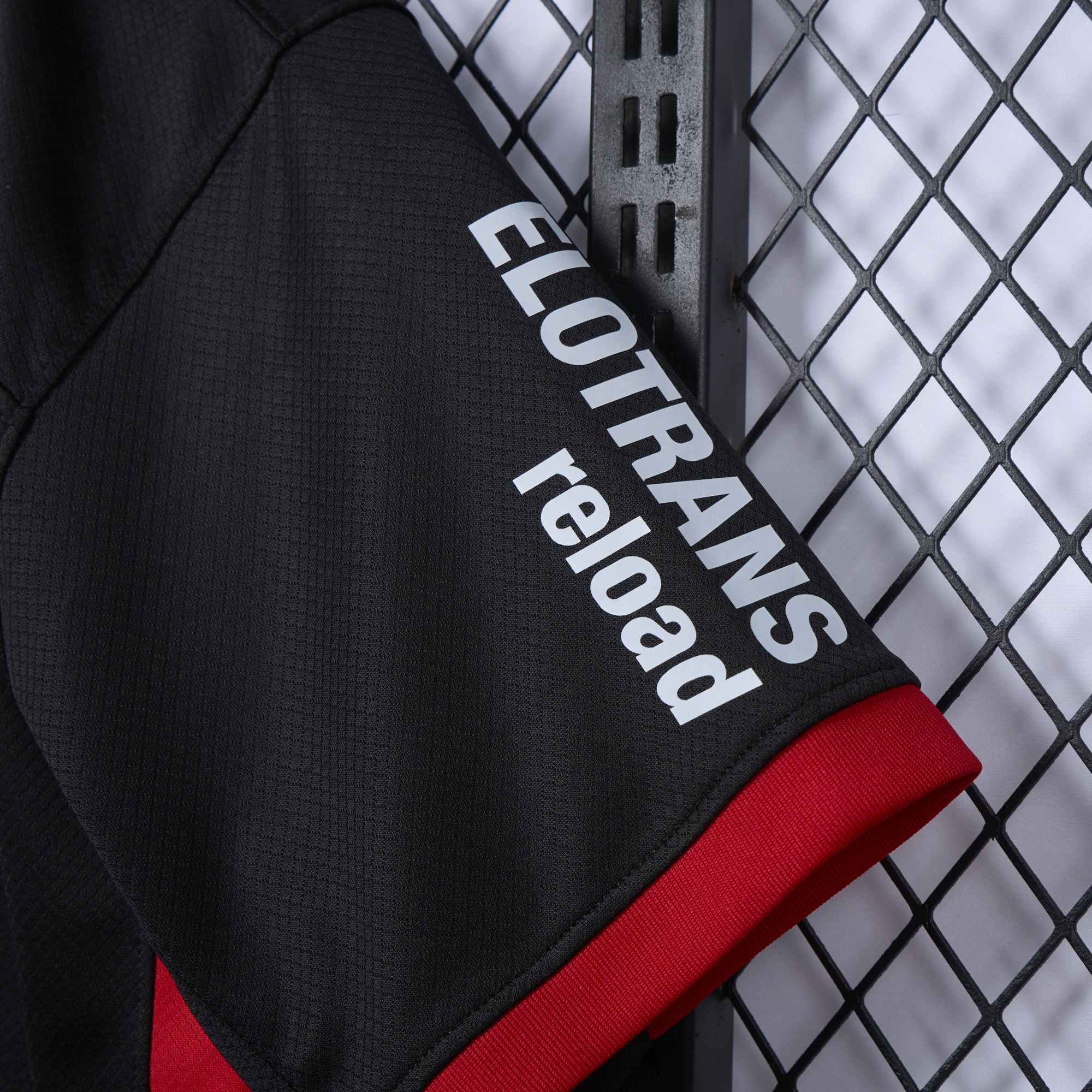 Frankfurt 24-25 Away Jersey - Fans Version - UnitedFutballJersey