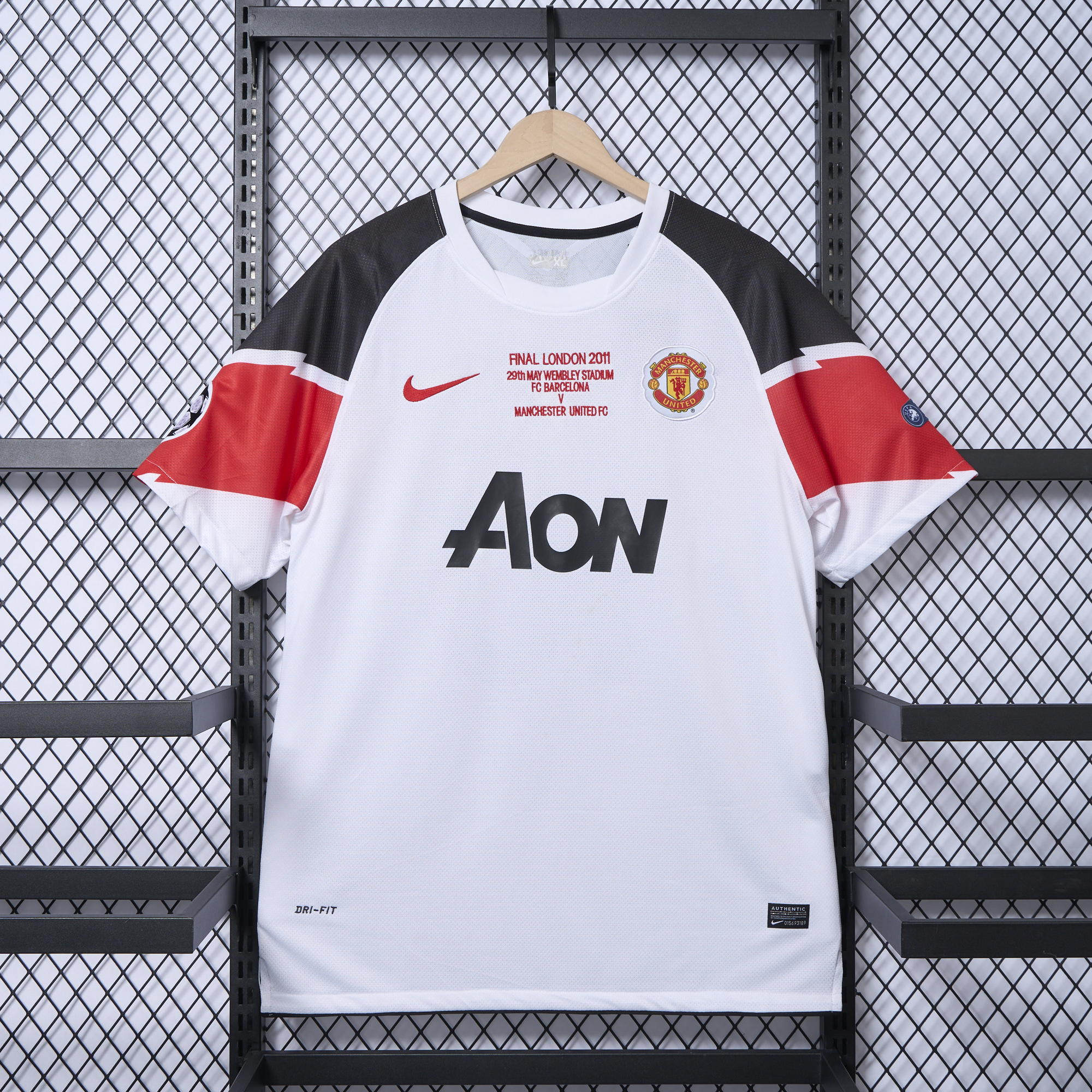 Retro Manchester United 10-11 Away Jersey - Champions League Final Version - UnitedFutballJersey