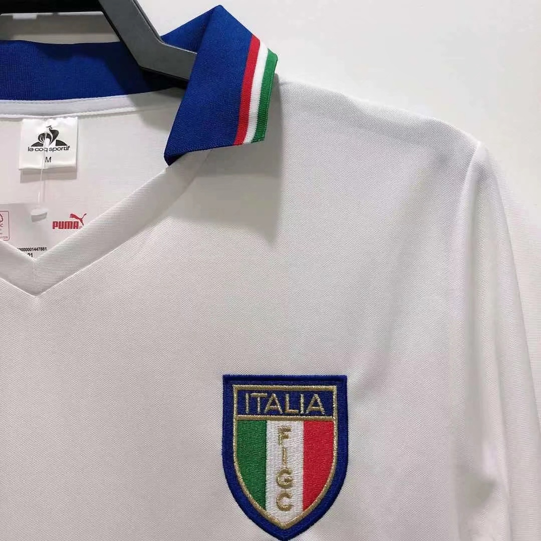 Retro Italy 1982 Away Stadium Jersey - UnitedFutballJersey
