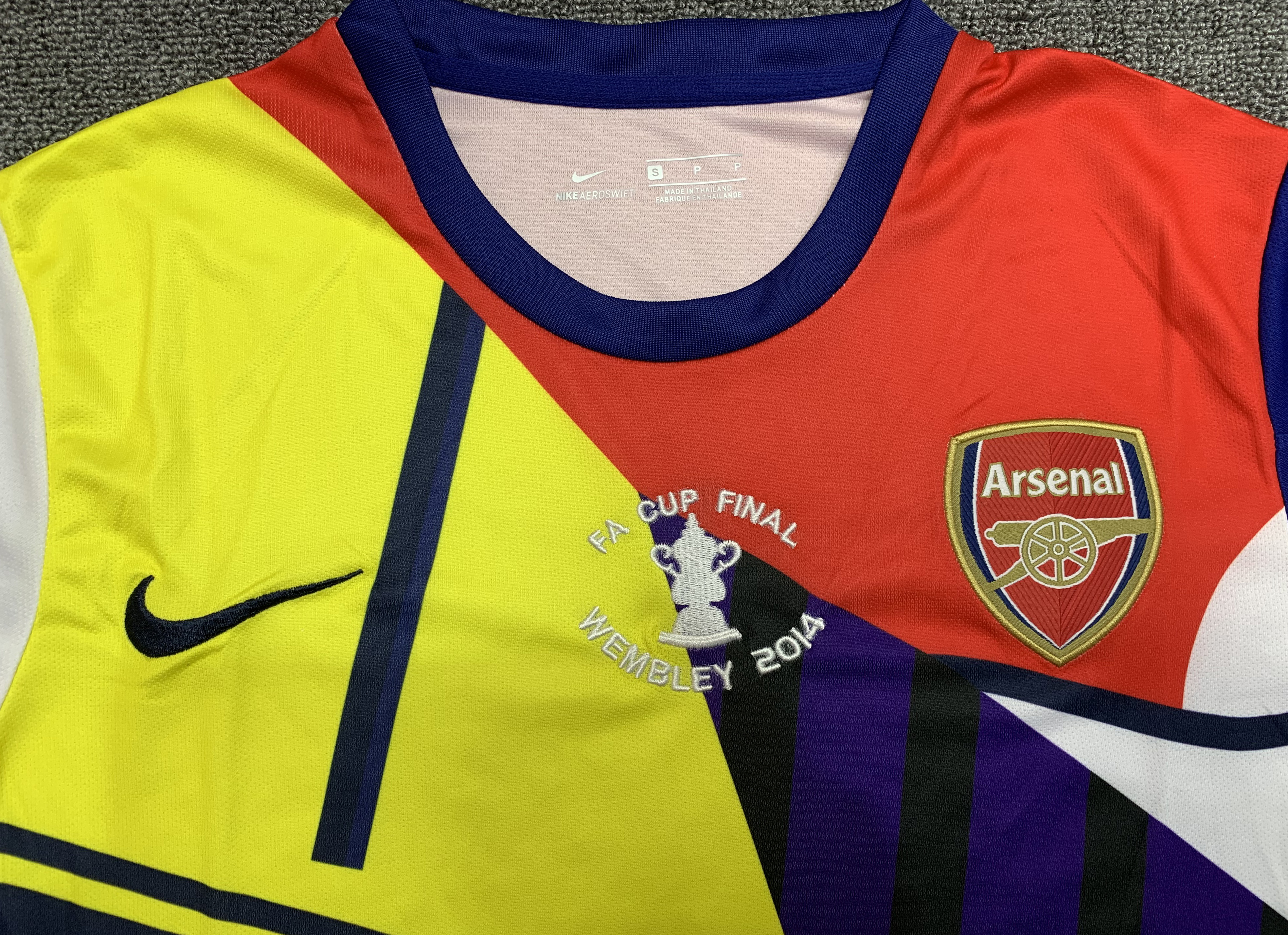 Arsenal Retro 2014 Commemorative Version Shirt - UnitedFutballJersey