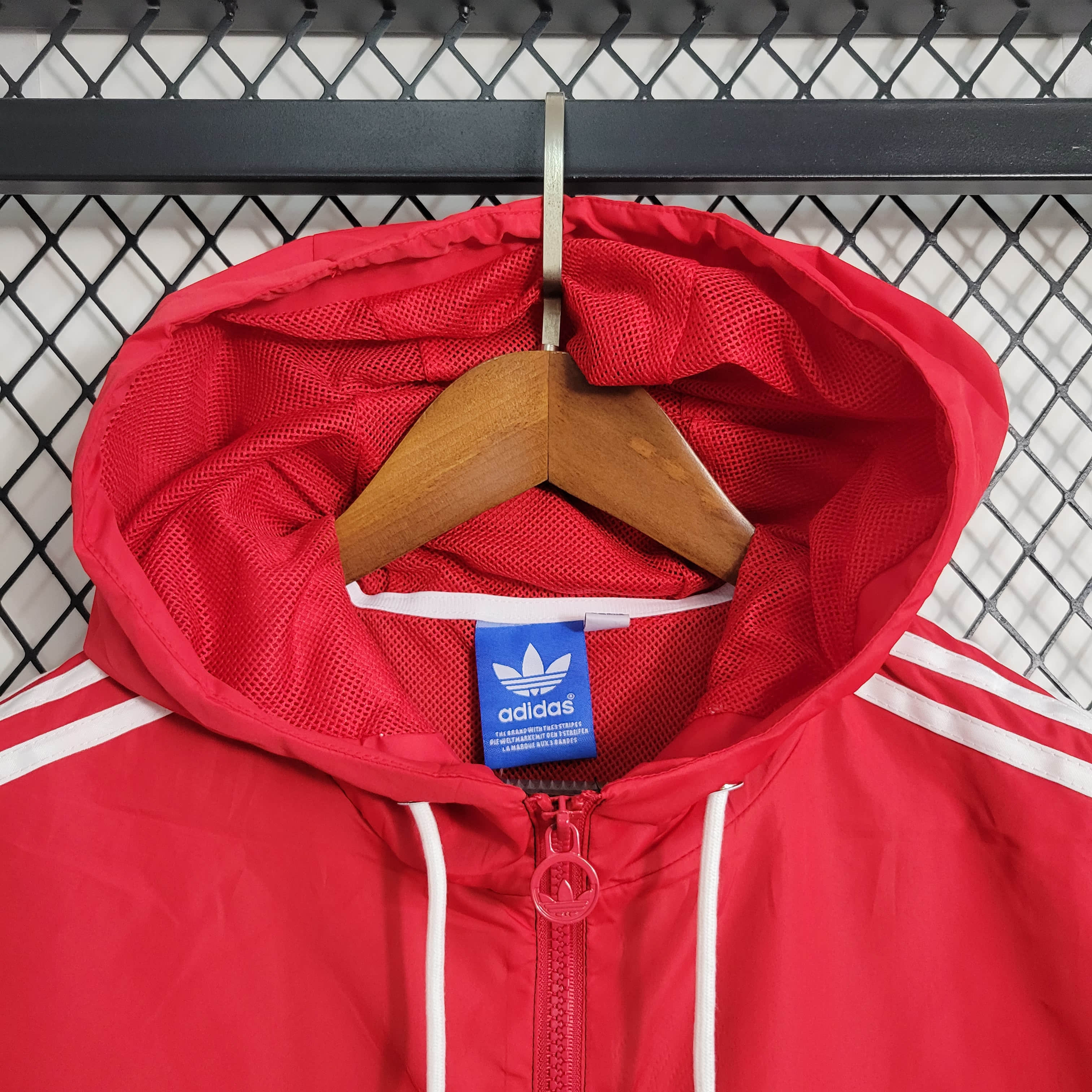 Manchester United 23-24 Windbreaker Jacket - Red & Black - UnitedFutballJersey