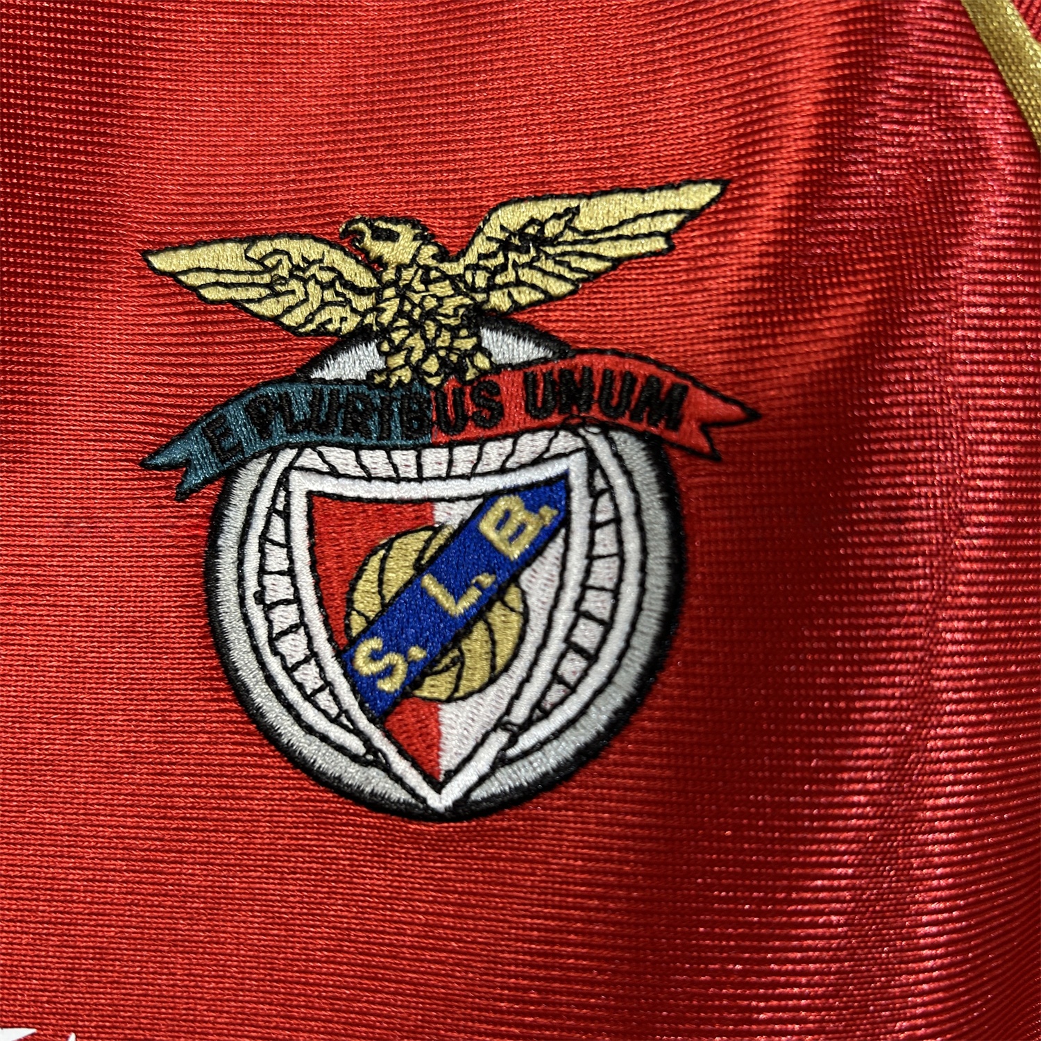 Retro Benfica 1998-99 Home Jersey - UnitedFutballJersey