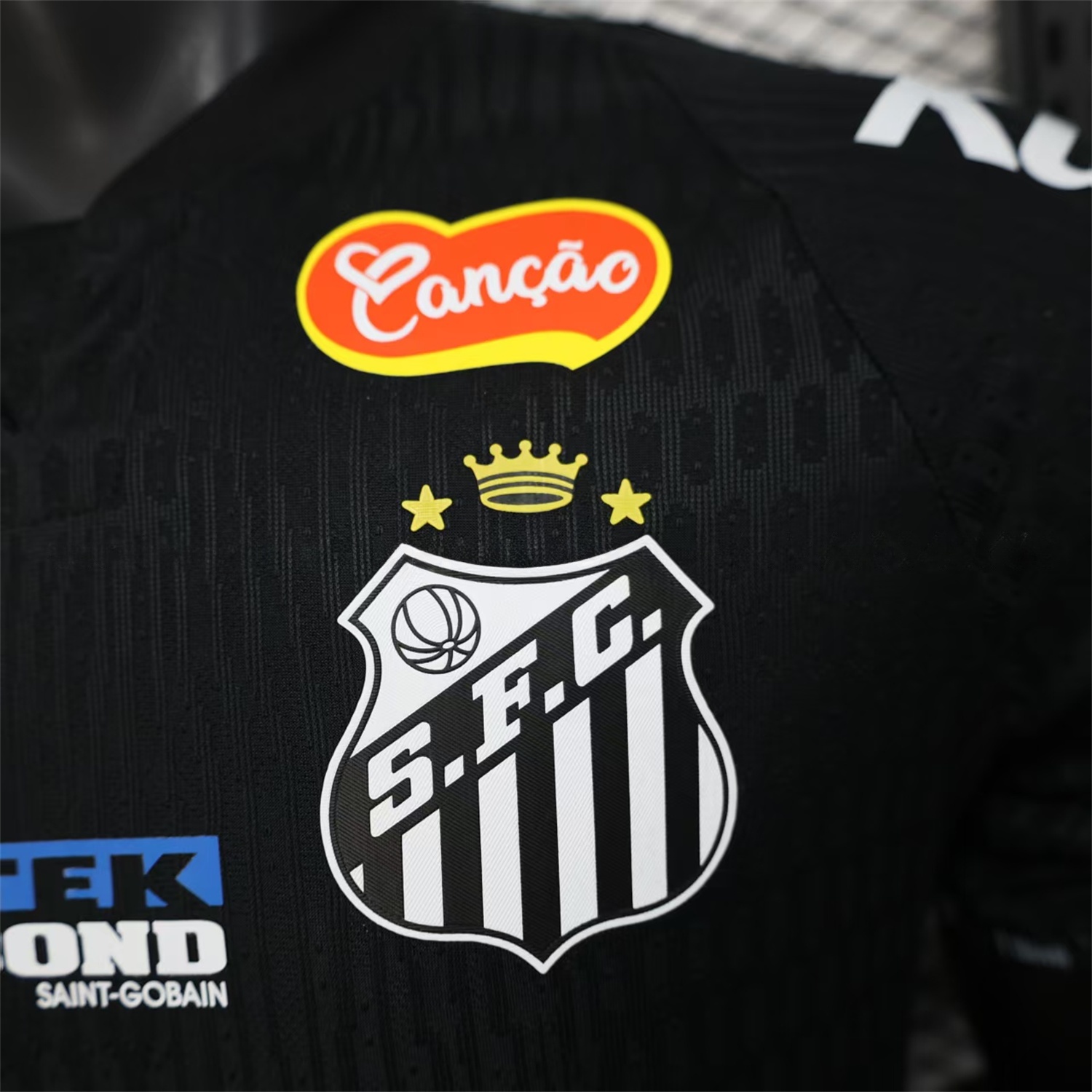 Santos 2025-26 Goalkeeper 2 Black Jersey With Sponsors - Player Version - UnitedFutballJersey