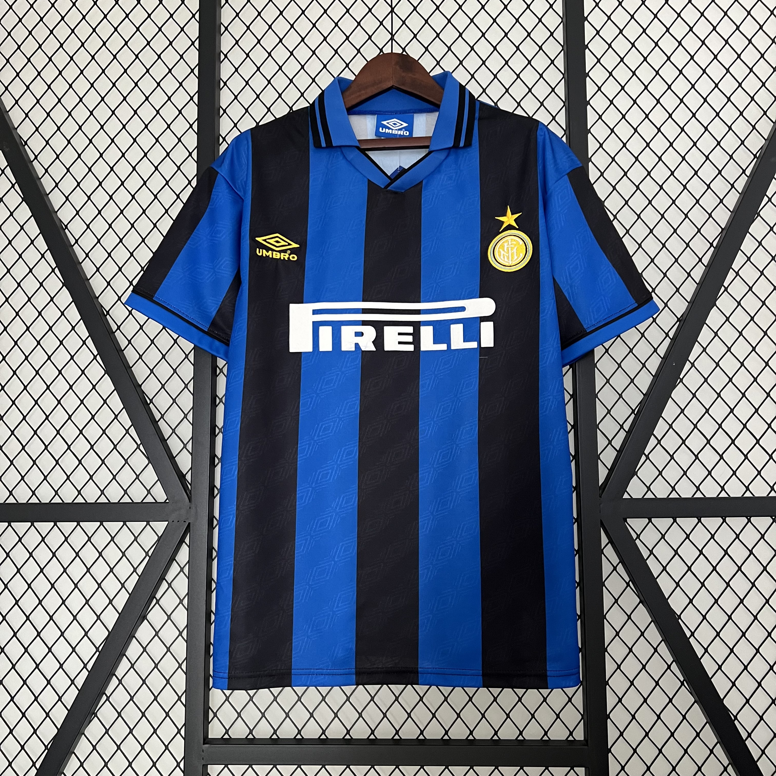 Retro Inter Milan 1995-96 Home Stadium Jersey - UnitedFutballJersey