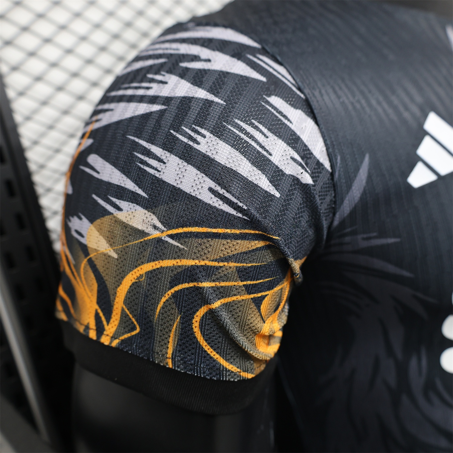 Liver.pool 25-26 Orange Liver.pool Bird Black Special Jersey - Player Version - UnitedFutballJersey