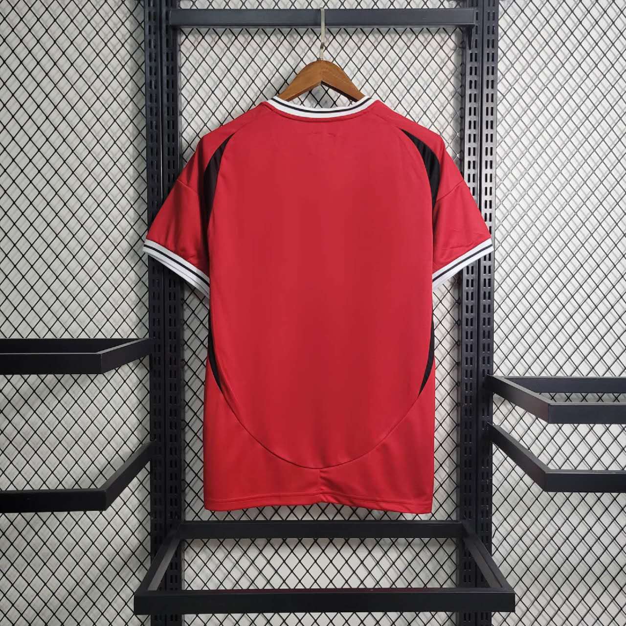 Manchester United 23-24 Training Jersey Red - Fans Version - UnitedFutballJersey